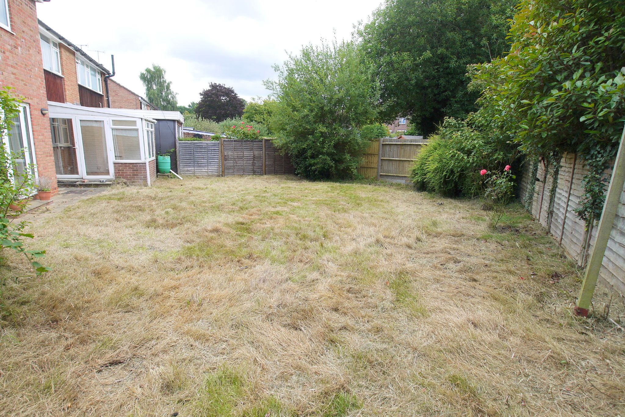 5 bedroom semi-detached house Sold in Sevenoaks - Photograph 11