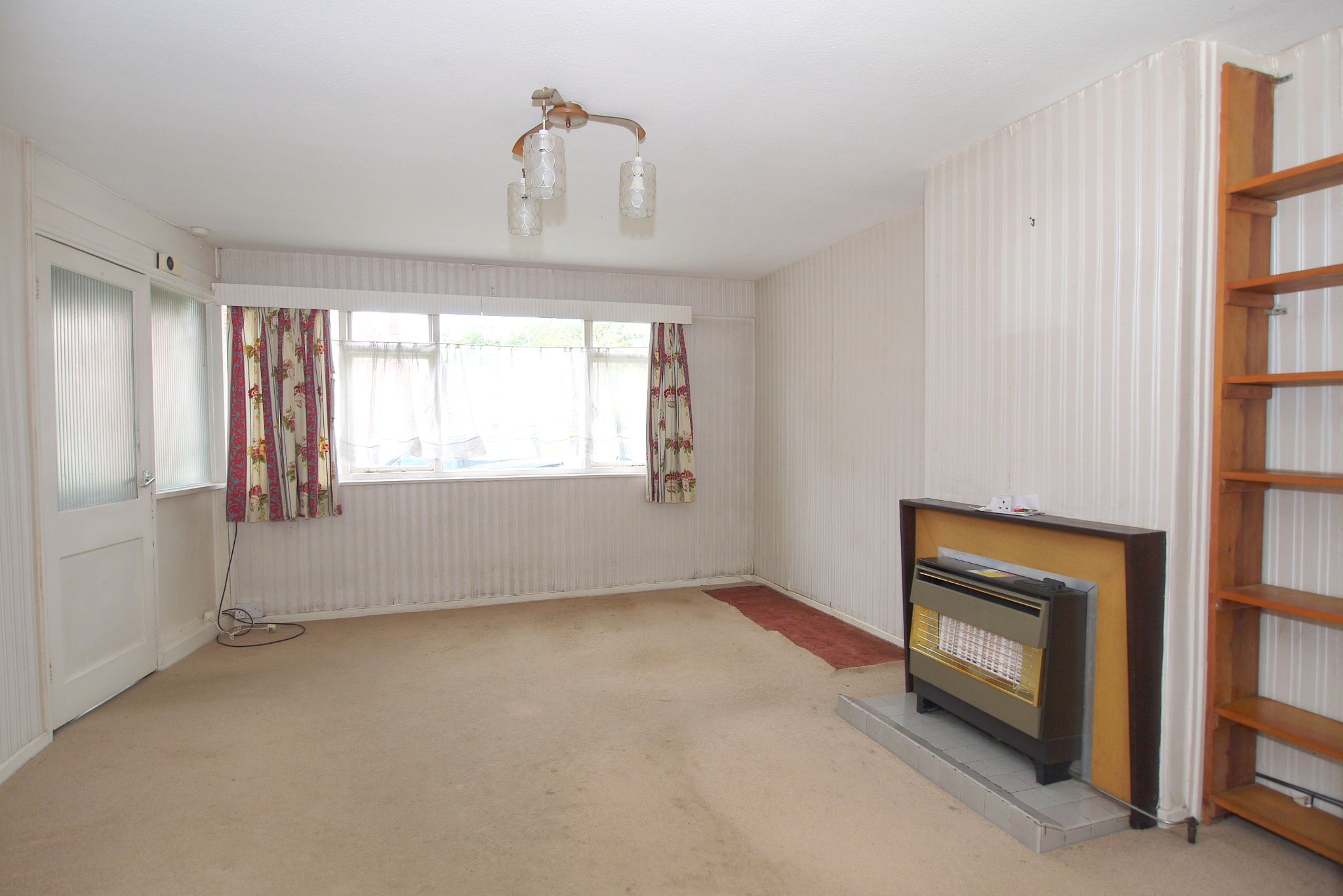 5 bedroom semi-detached house Sold in Sevenoaks - Photograph 3
