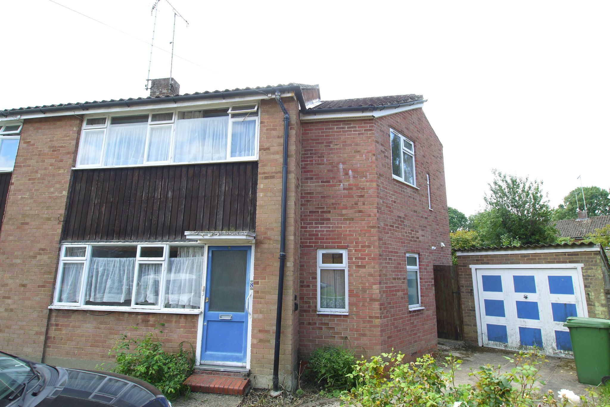 5 bedroom semi-detached house Sold in Sevenoaks - Photograph 1