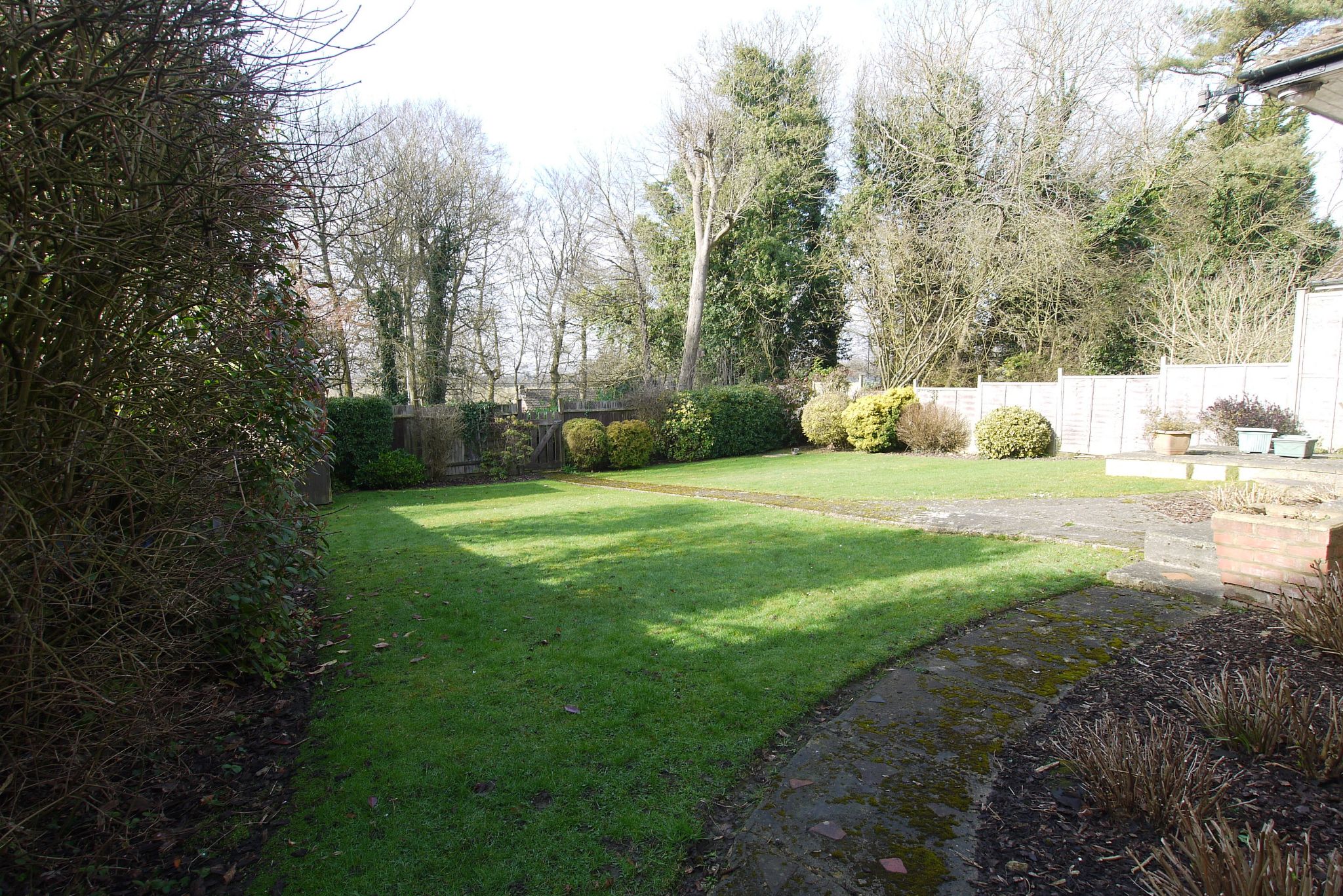 3 bedroom detached bungalow Sold in Sevenoaks - Photograph 10