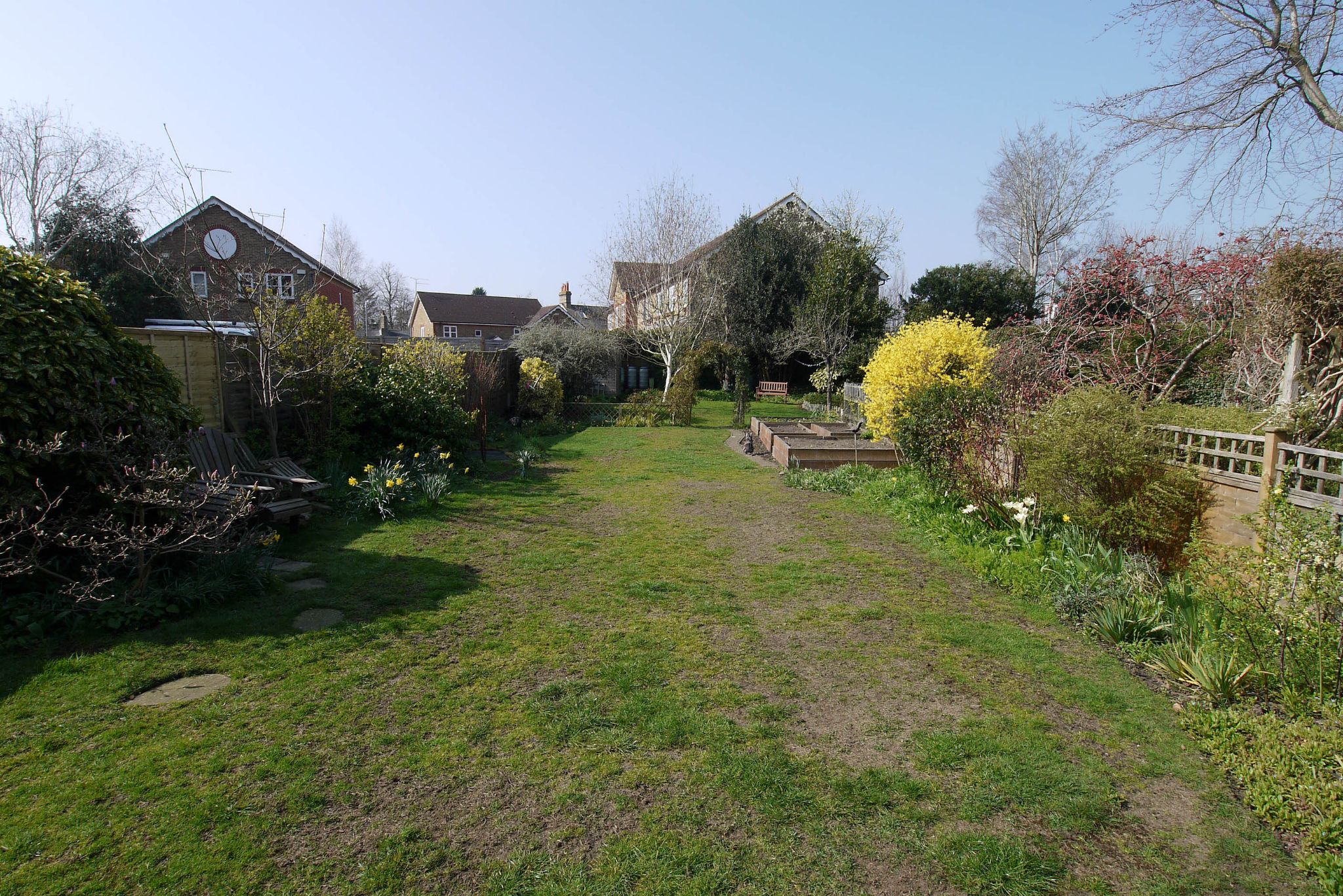 4 bedroom semi-detached house Sold in Sevenoaks - Photograph 14
