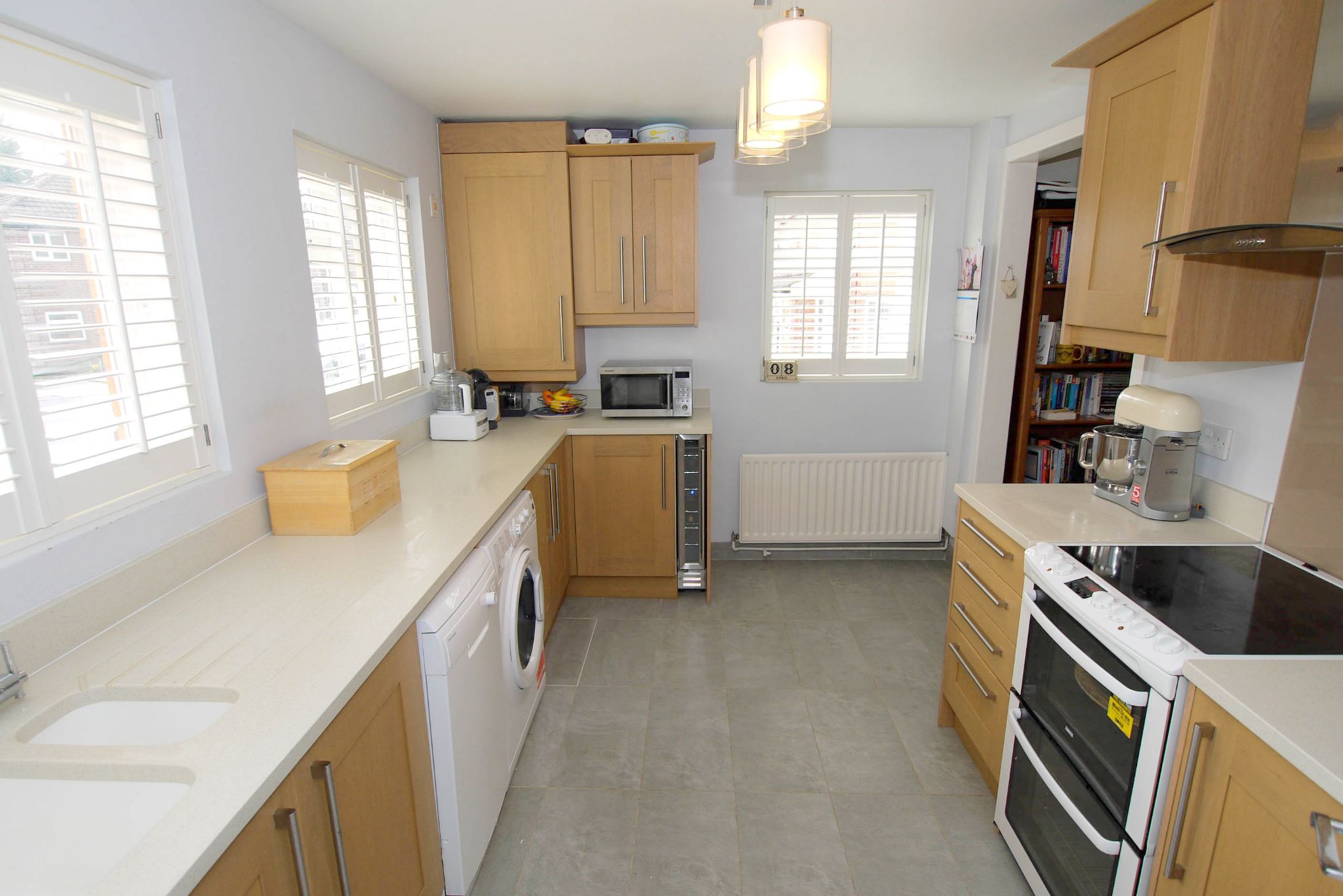 3 bedroom semi-detached house Sold in Sevenoaks - Photograph 5