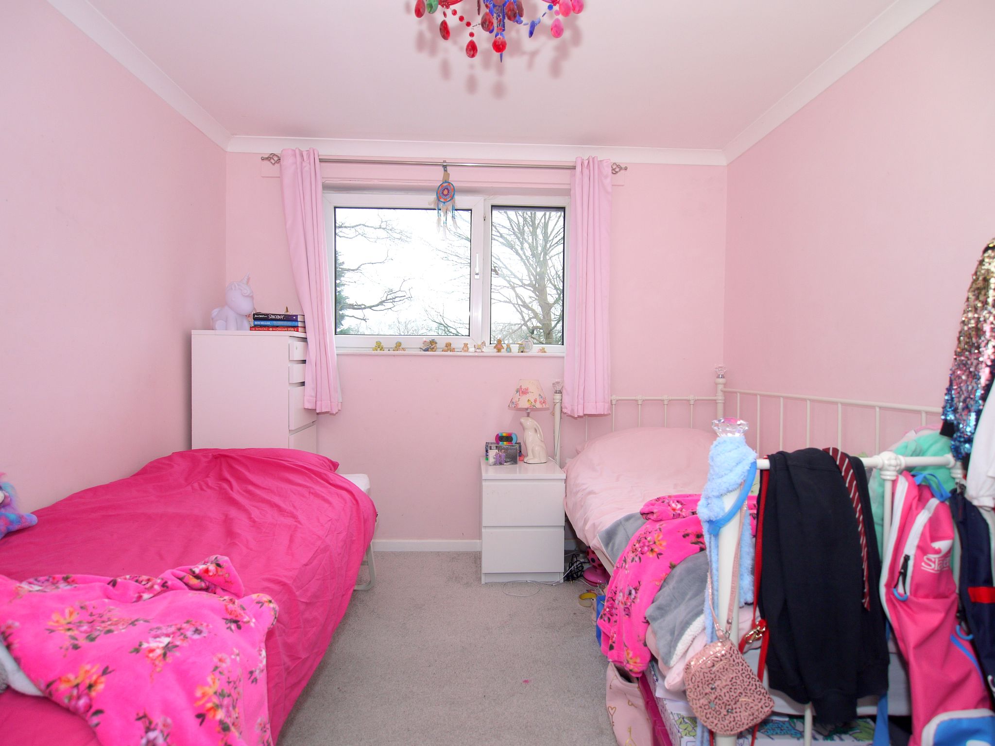 3 bedroom semi-detached house Sold in Sevenoaks - Photograph 5