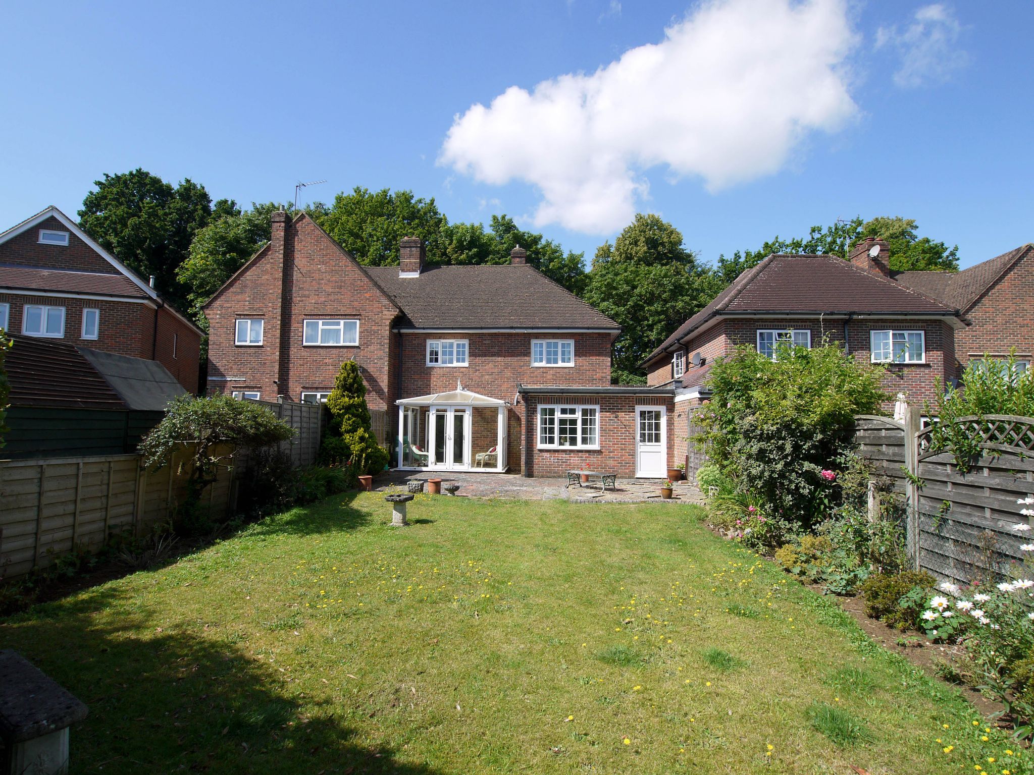 3 bedroom semi-detached house Sold in Sevenoaks - Photograph 14