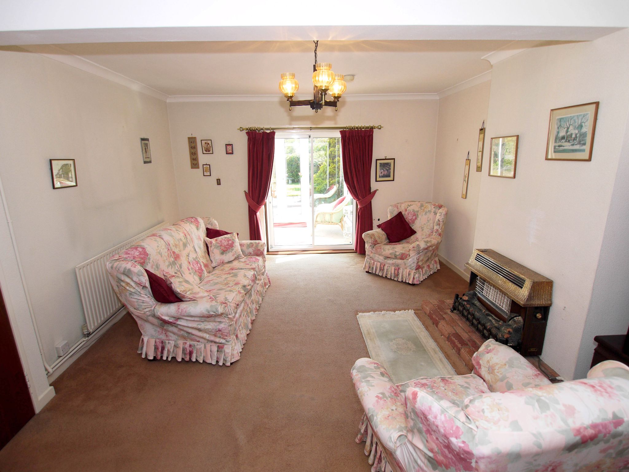 3 bedroom semi-detached house Sold in Sevenoaks - Photograph 5