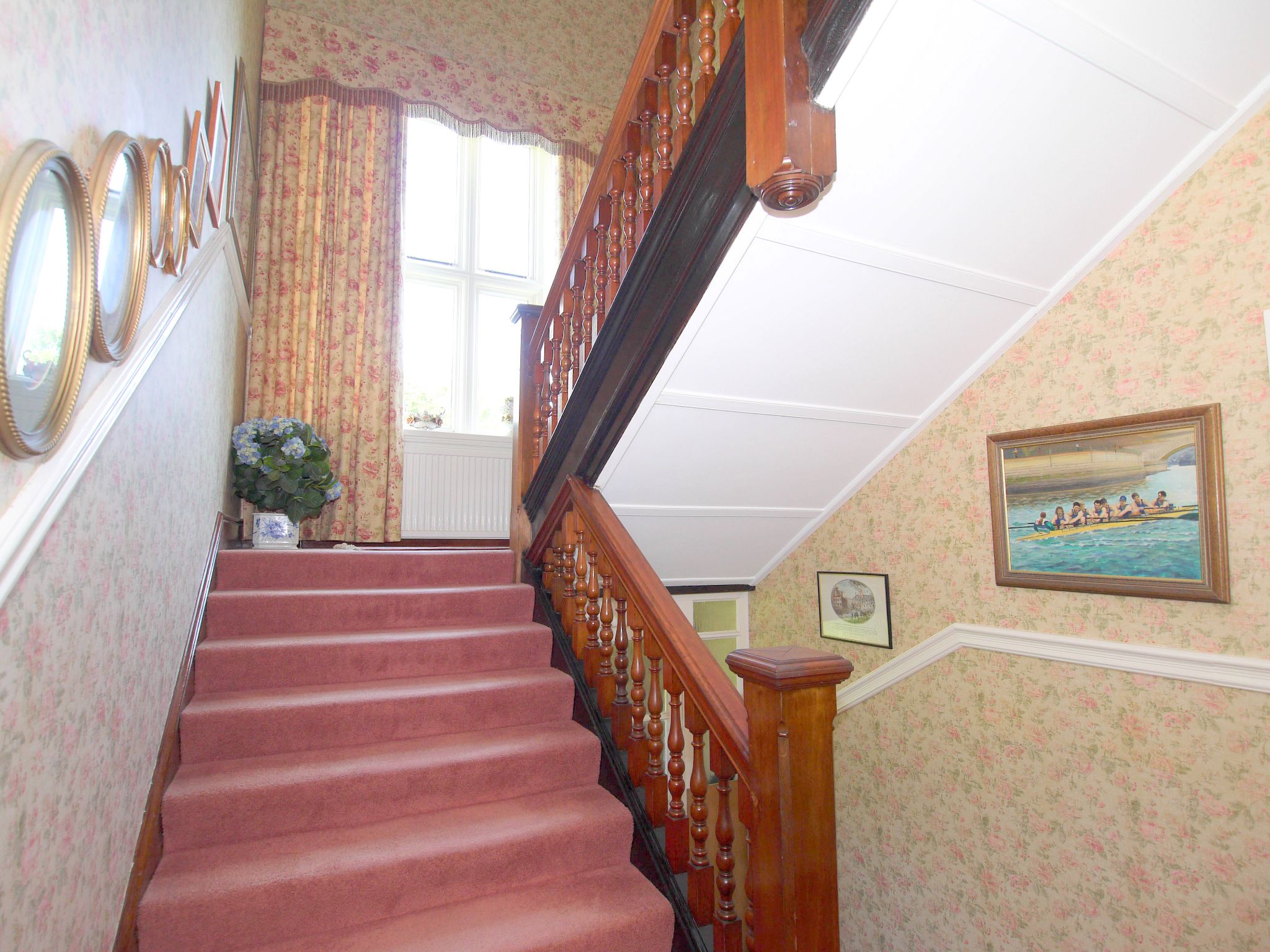 4 bedroom semi-detached house Sold in Otford - Photograph 7