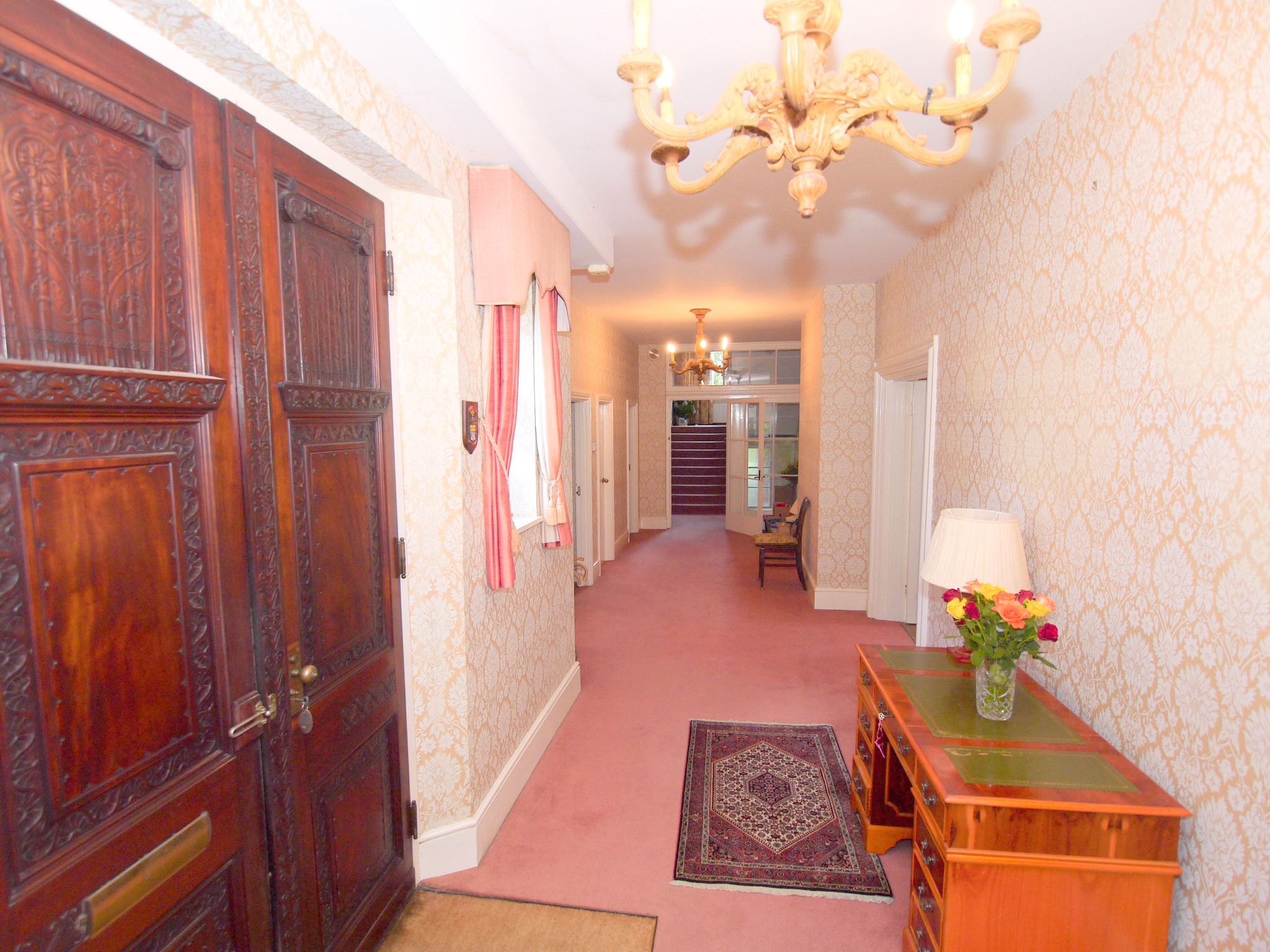 4 bedroom semi-detached house Sold in Otford - Photograph 3