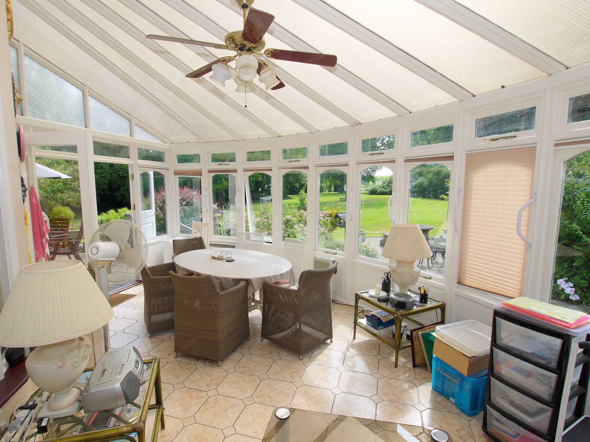 4 bedroom semi-detached house Sold in Otford - Photograph 6