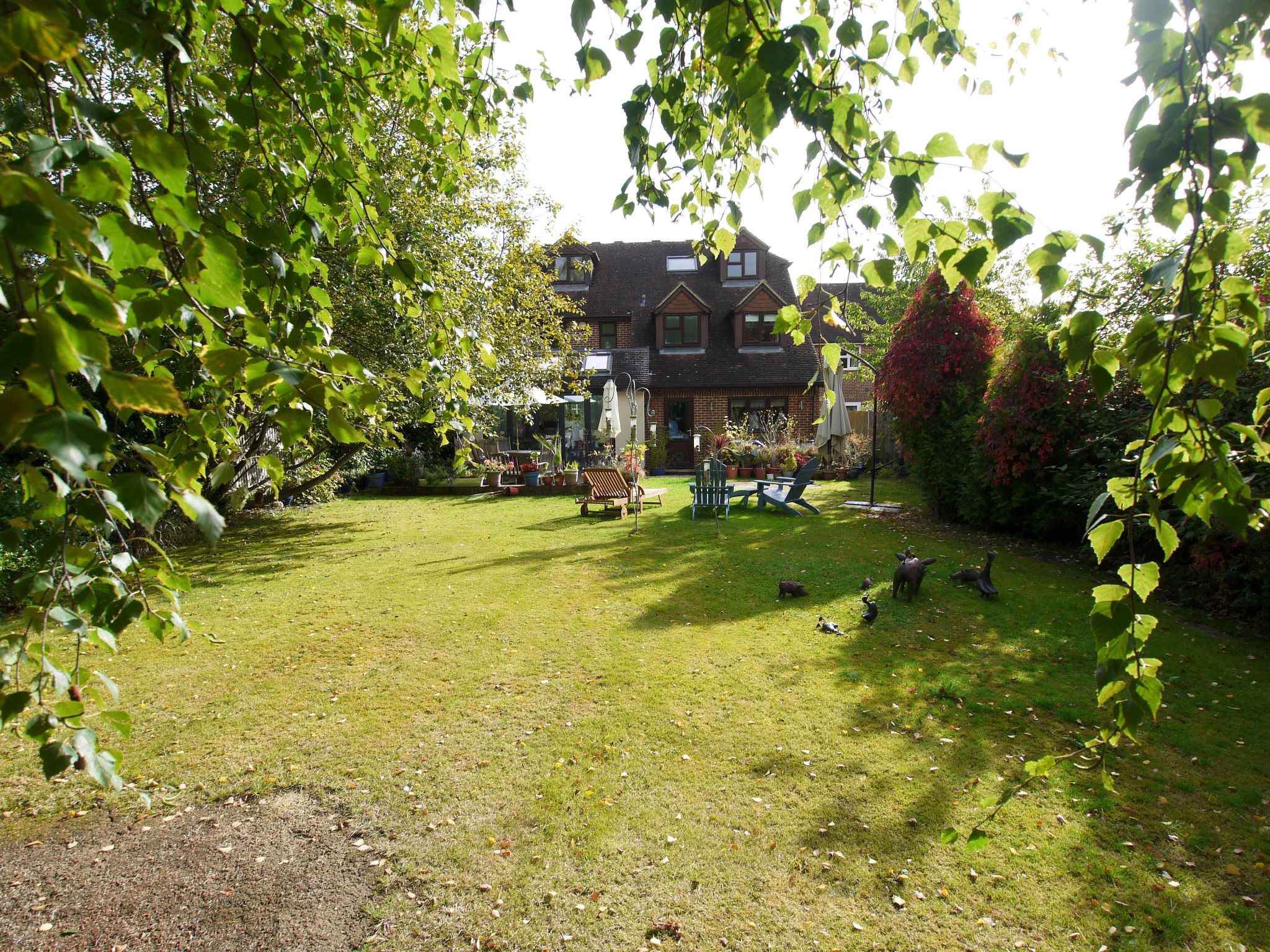 6 bedroom detached house Sold in Near Tonbridge - Photograph 12