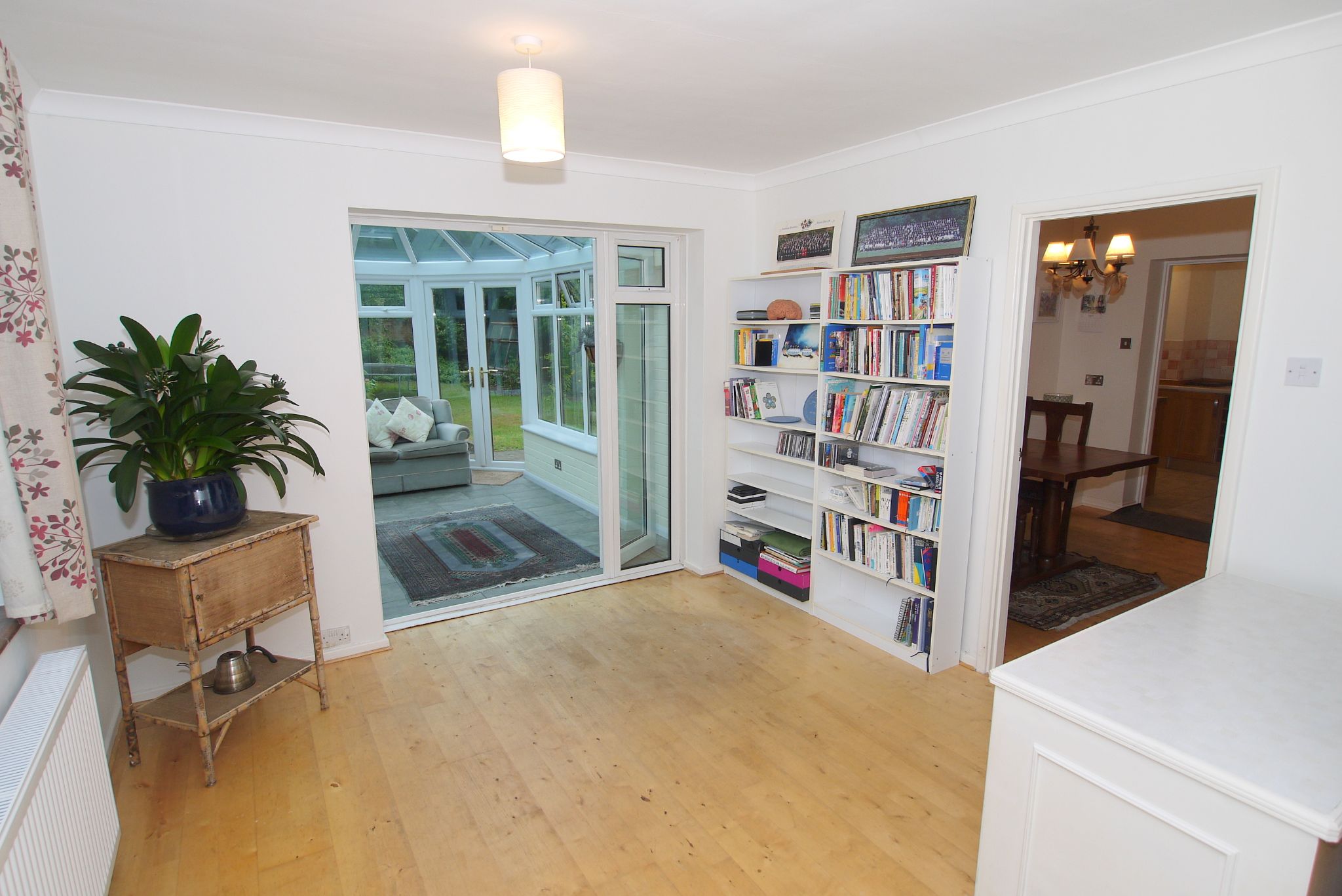 4 bedroom detached house Sold in Sevenoaks - Photograph 4