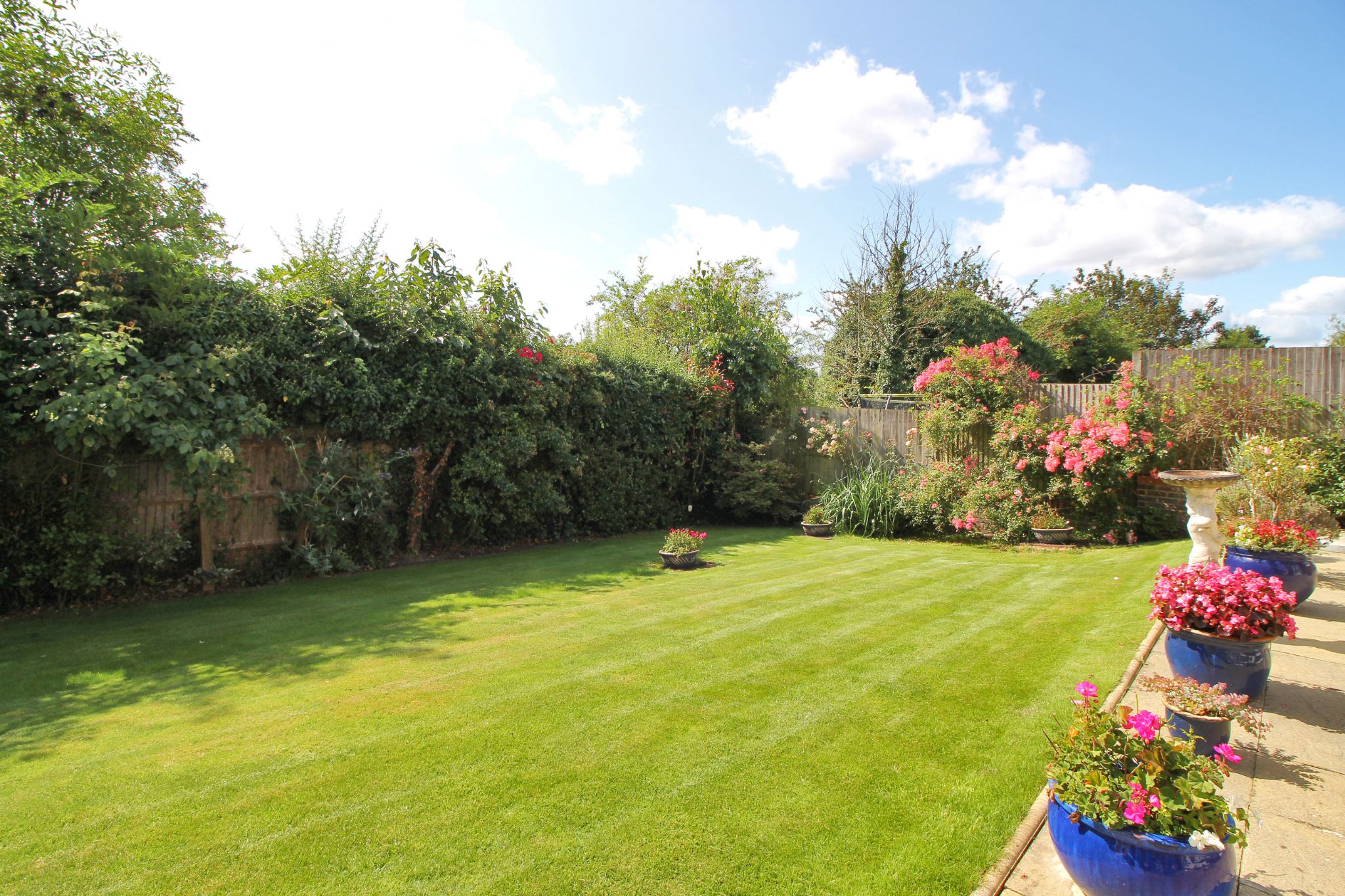 5 bedroom detached house Sold in Sevenoaks - Photograph 12