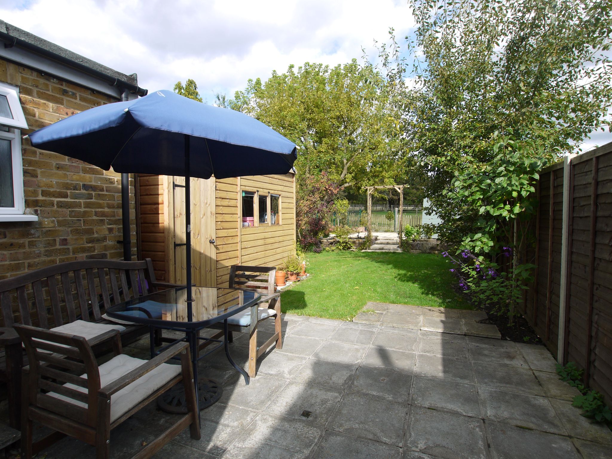 2 bedroom semi-detached house Sold in Sevenoaks - Photograph 8