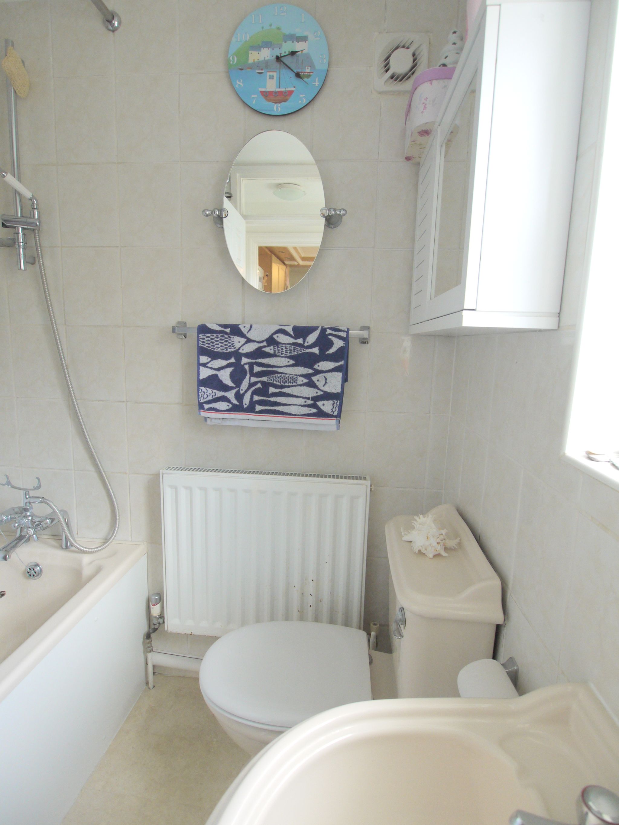 2 bedroom semi-detached house Sold in Sevenoaks - Photograph 7