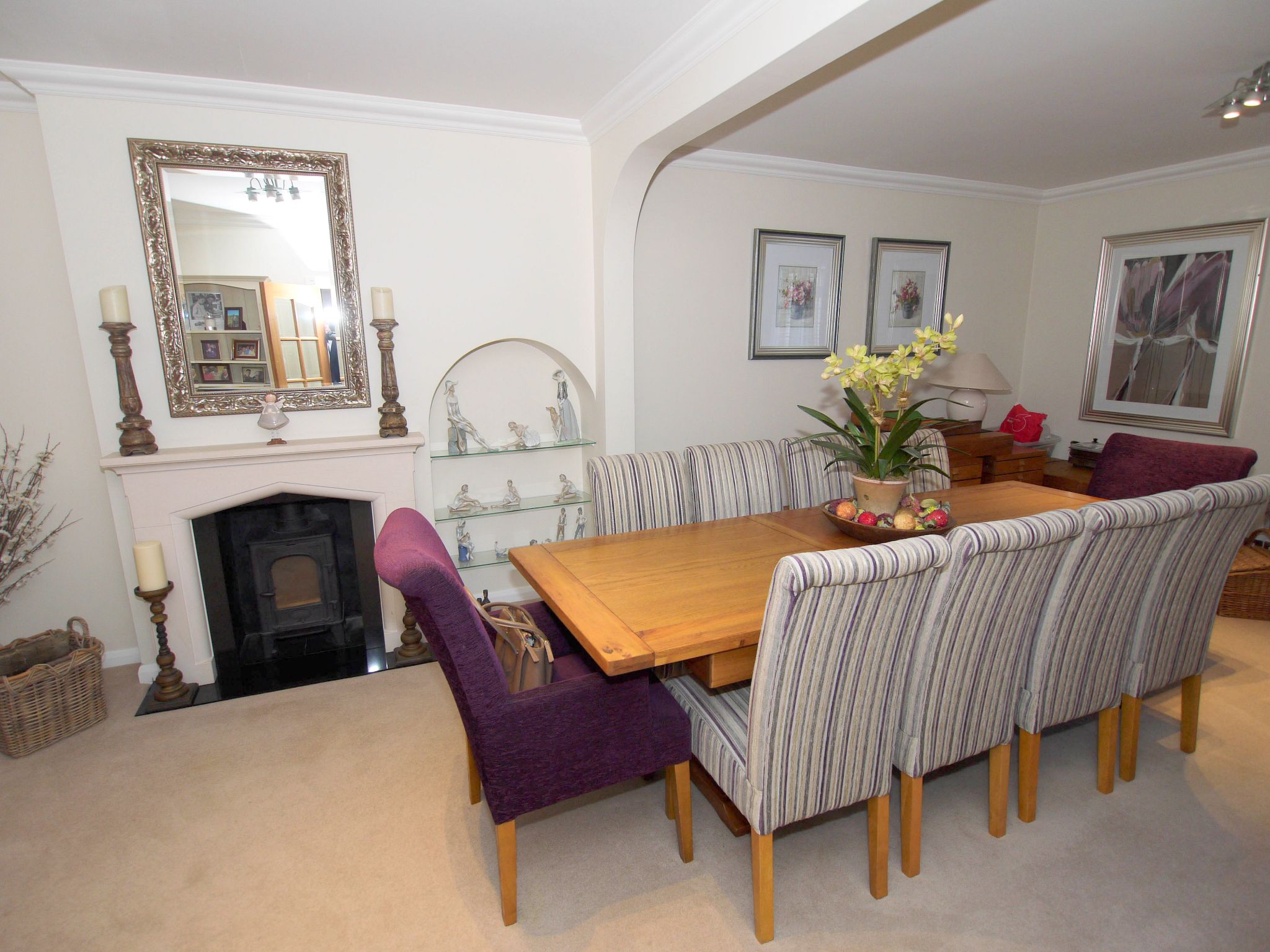 3 bedroom detached house Sold in Sevenoaks - Photograph 5