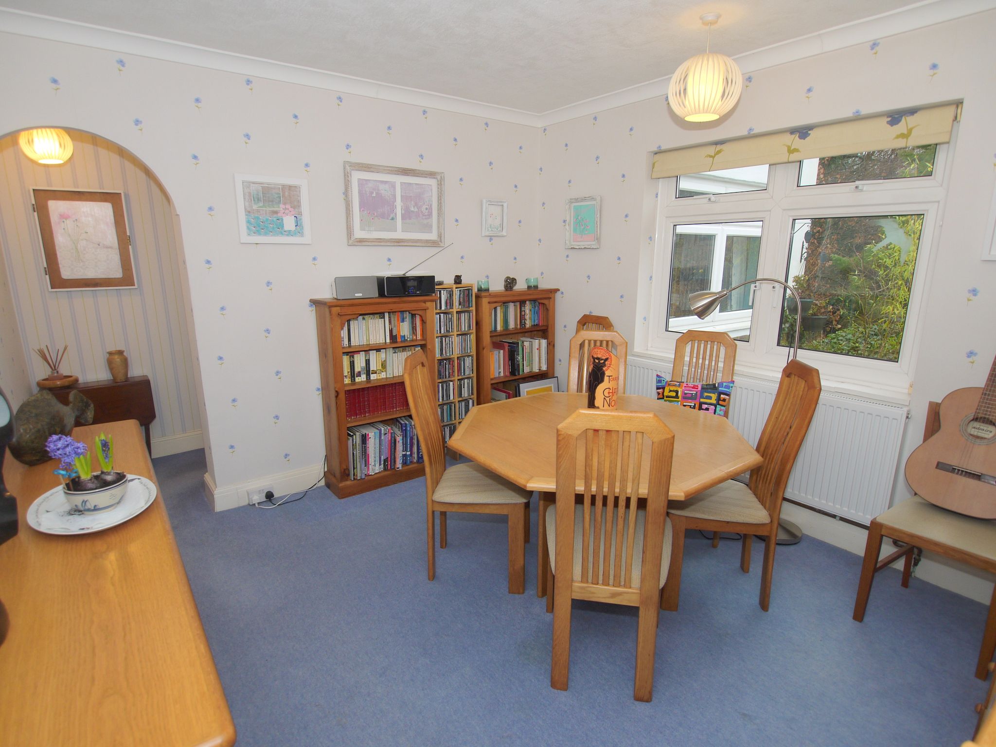 2 bedroom detached bungalow Sold in Sevenoaks - Photograph 4