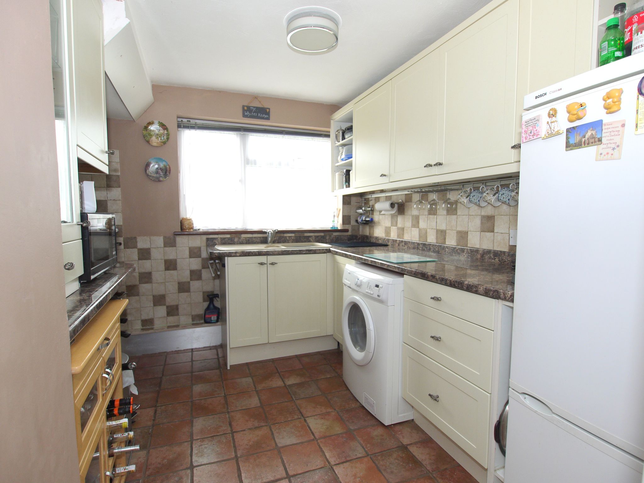 2 bedroom ground floor Sold in Sevenoaks - Photograph 6