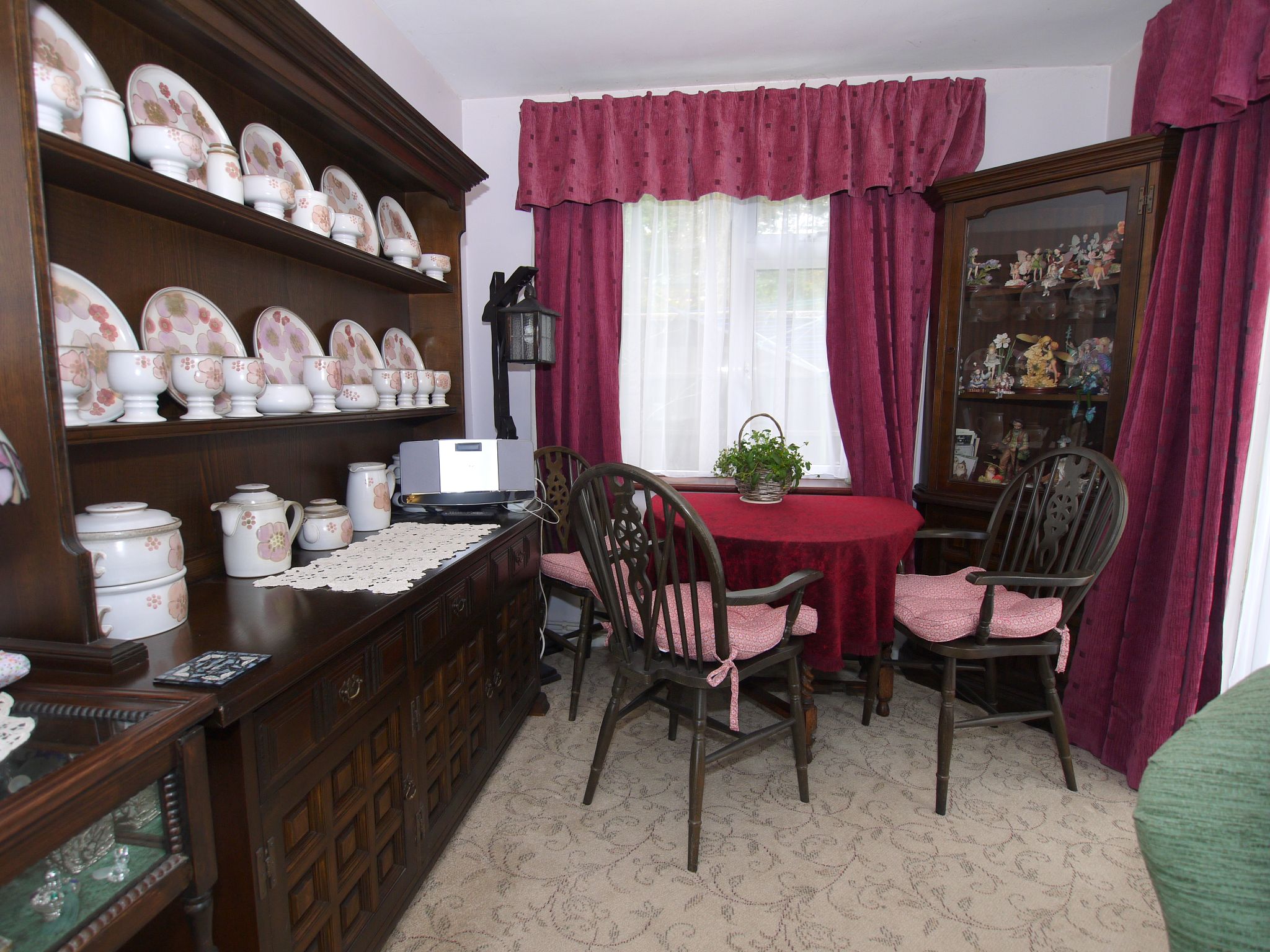 2 bedroom ground floor Sold in Sevenoaks - Photograph 5