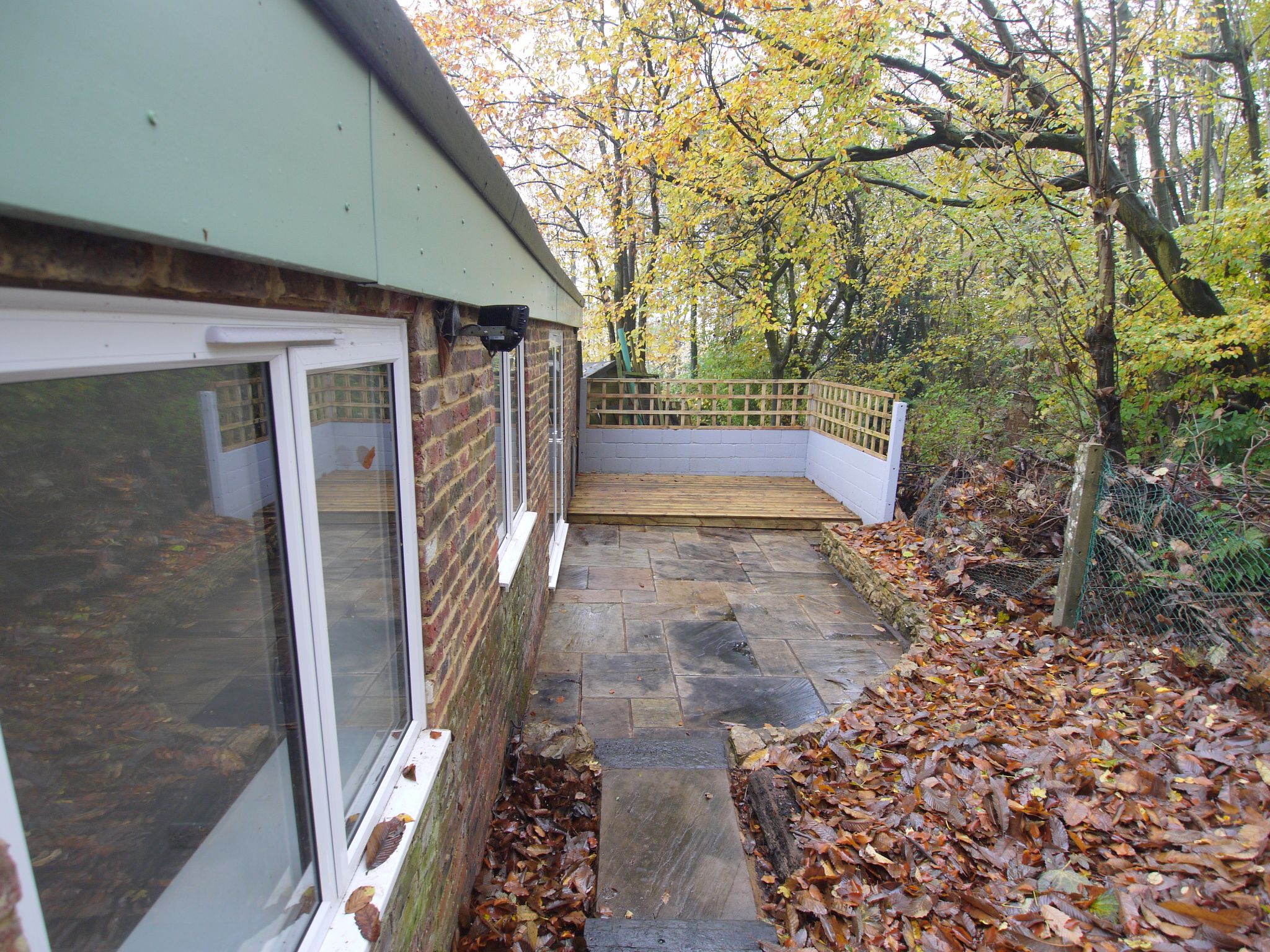 3 bedroom detached house Sold in Sevenoaks - Photograph 9