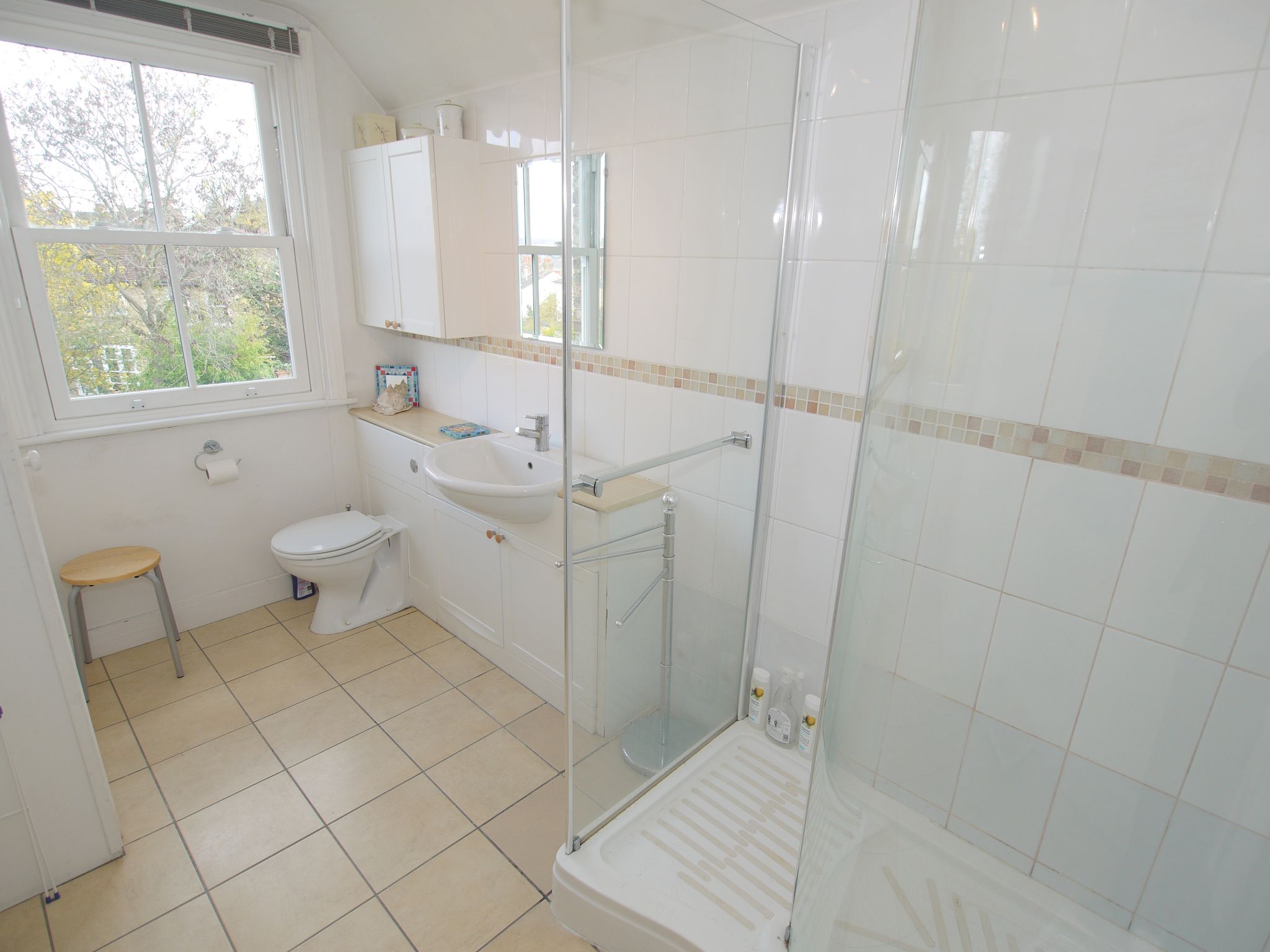 2 bedroom semi-detached house Sold in Sevenoaks - Photograph 8