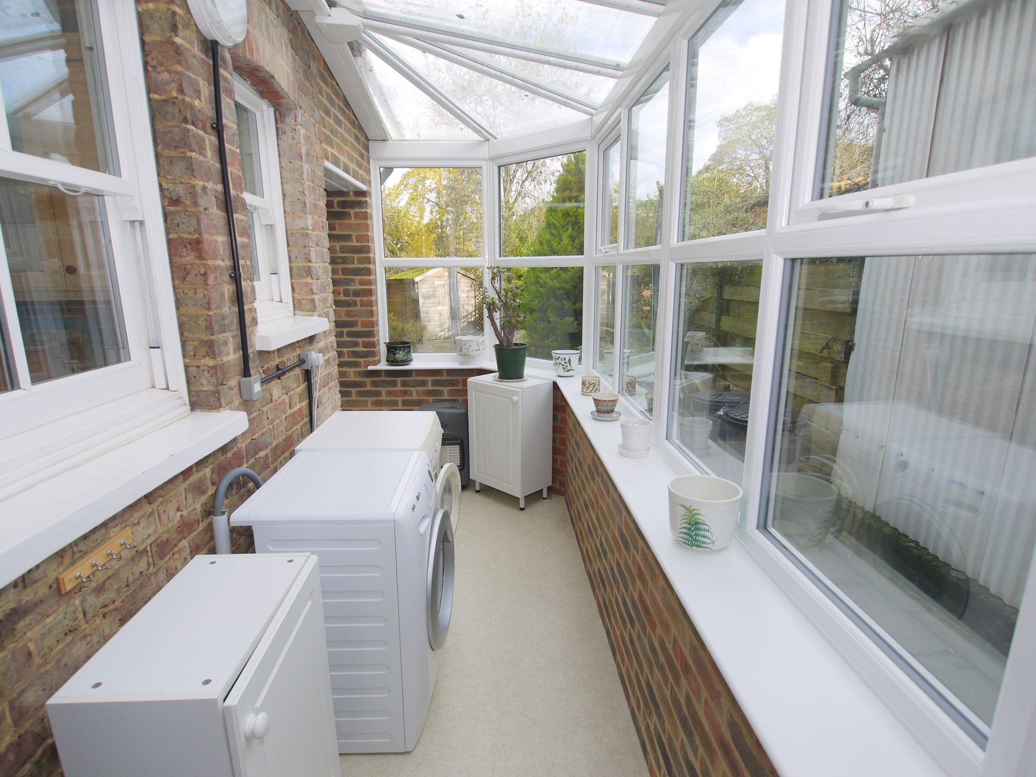 2 bedroom semi-detached house Sold in Sevenoaks - Photograph 5