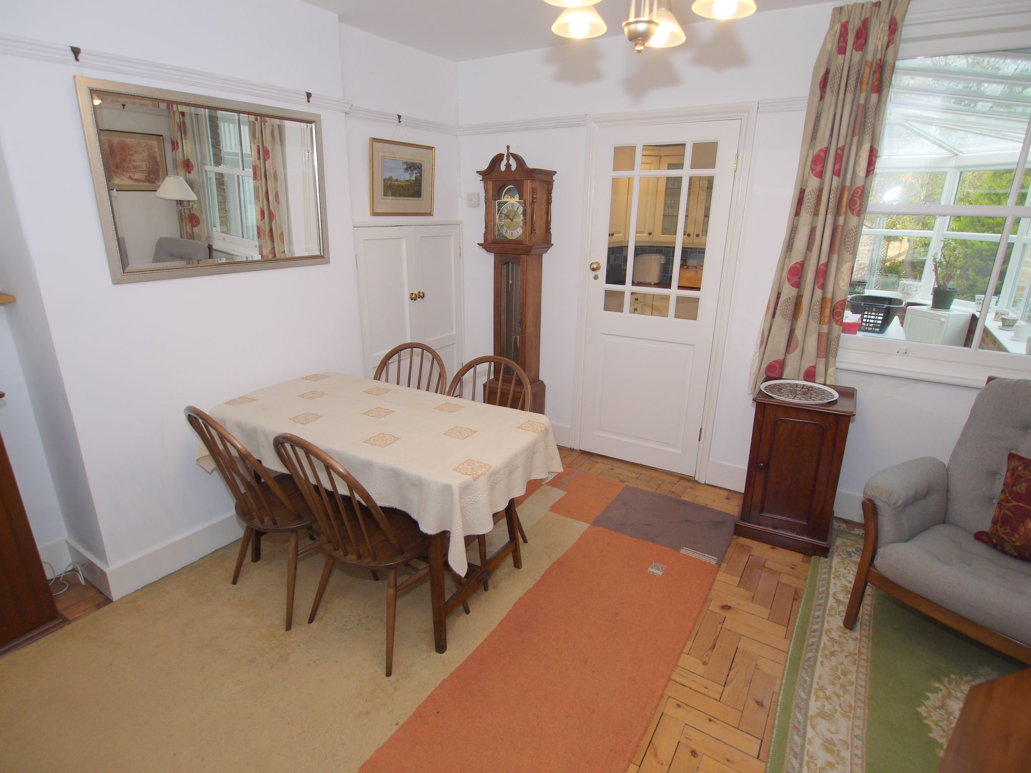 2 bedroom semi-detached house Sold in Sevenoaks - Photograph 4