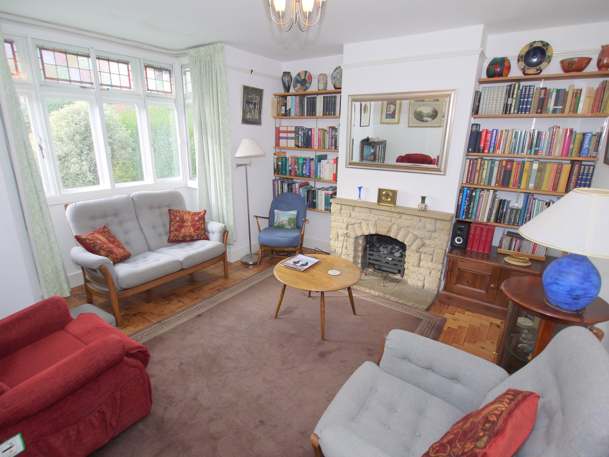2 bedroom semi-detached house Sold in Sevenoaks - Photograph 3
