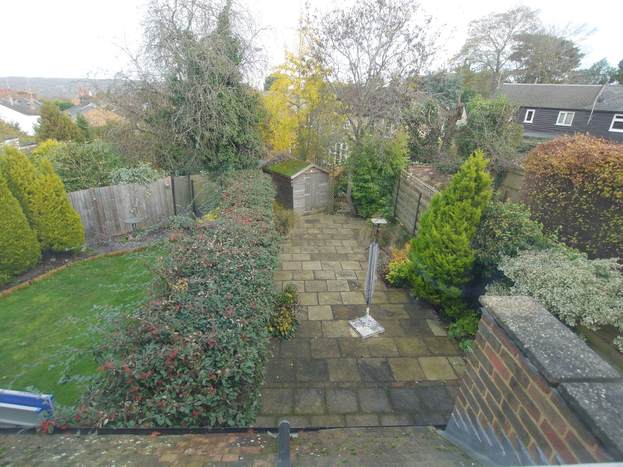 2 bedroom semi-detached house Sold in Sevenoaks - Photograph 9