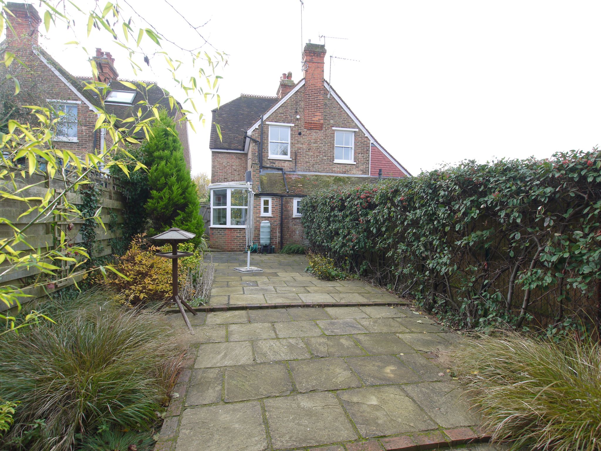 2 bedroom semi-detached house Sold in Sevenoaks - Photograph 10