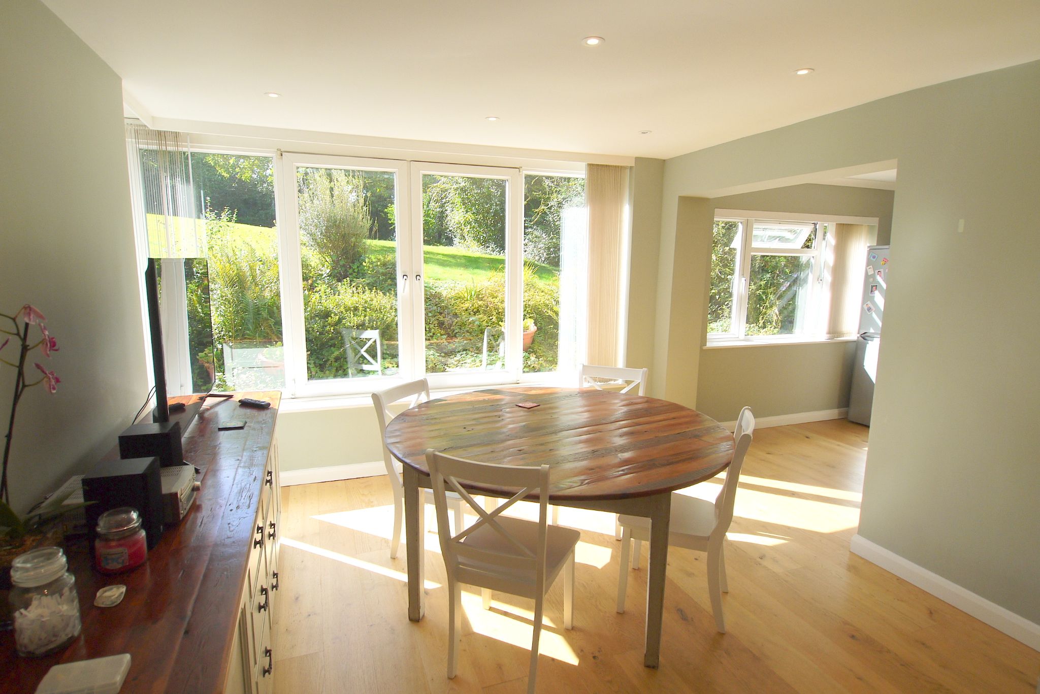 5 bedroom detached house Sold in Sevenoaks - Photograph 4