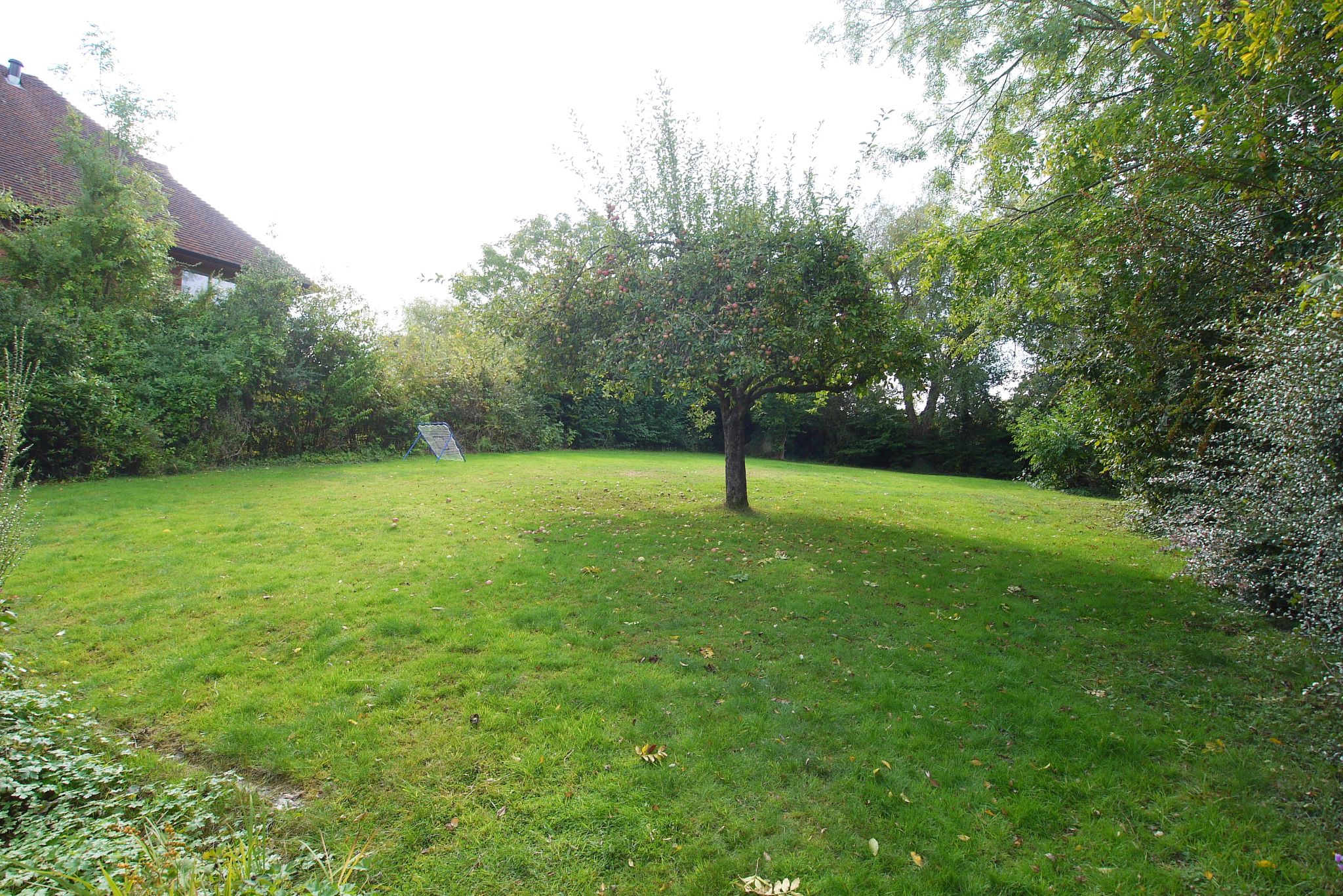 5 bedroom detached house Sold in Sevenoaks - Photograph 14