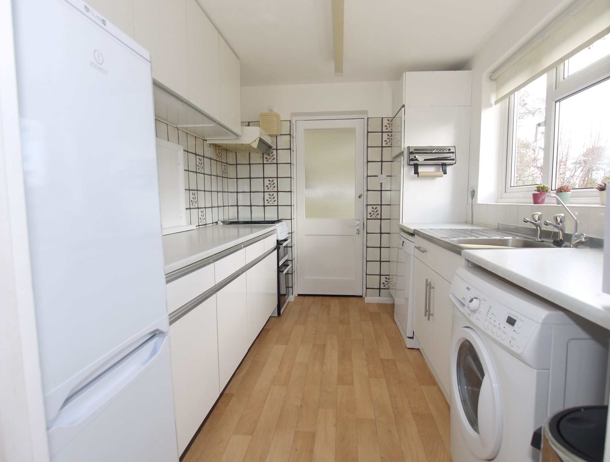 4 bedroom detached house Sold in Sevenoaks - Photograph 5