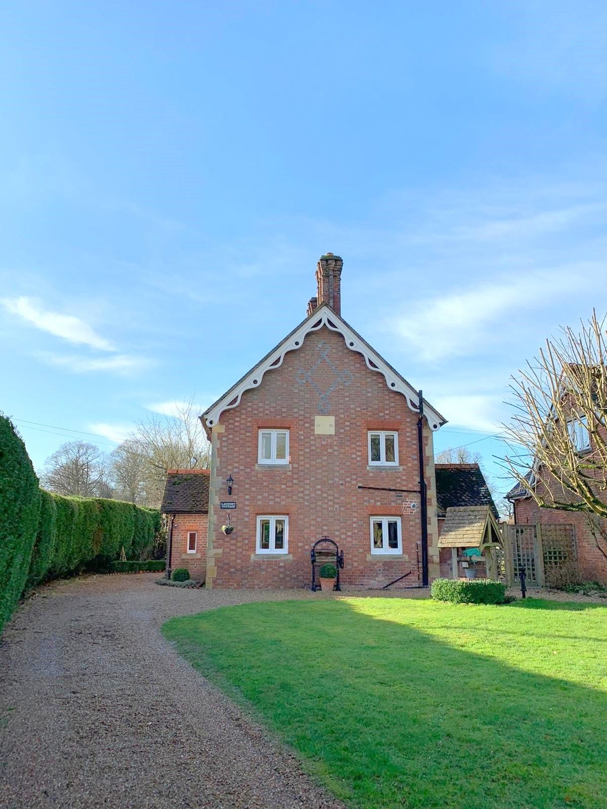 3 bedroom detached house Sold in Tonbridge - Photograph 14
