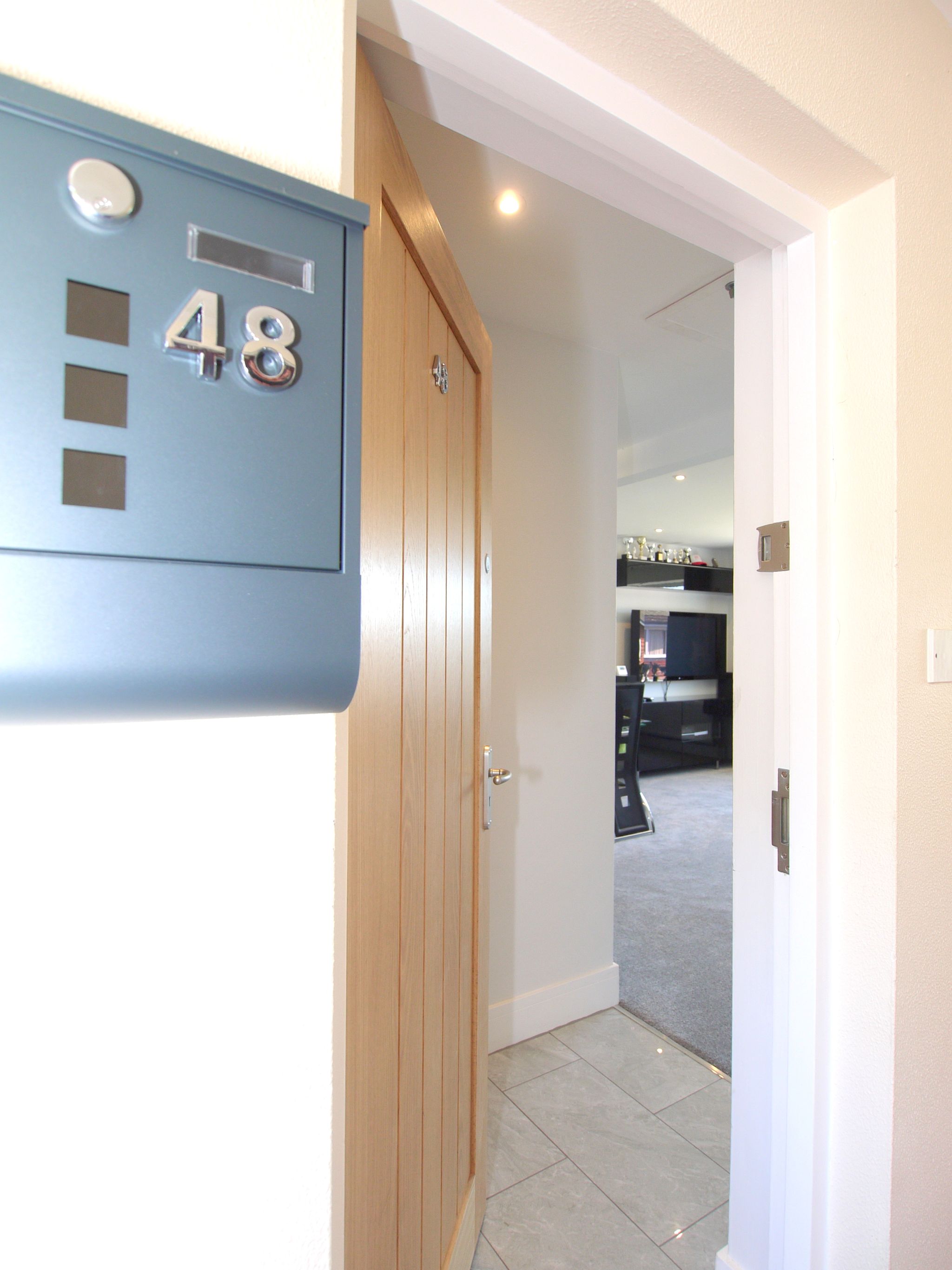 2 bedroom apartment Sold in Sevenoaks - Photograph 8