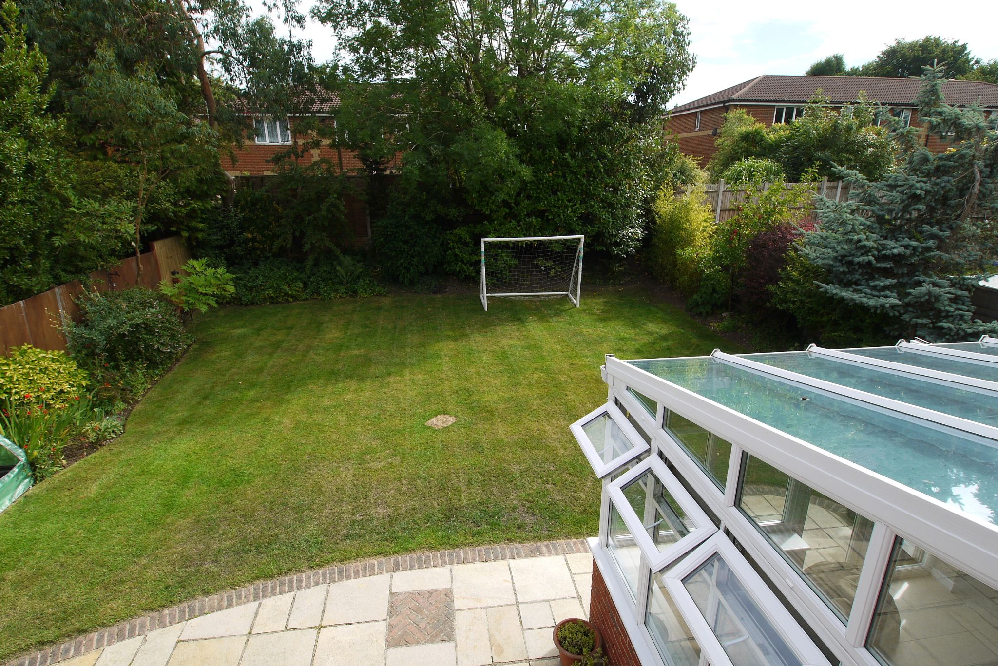 4 bedroom detached house Sold in Sevenoaks - Photograph 18