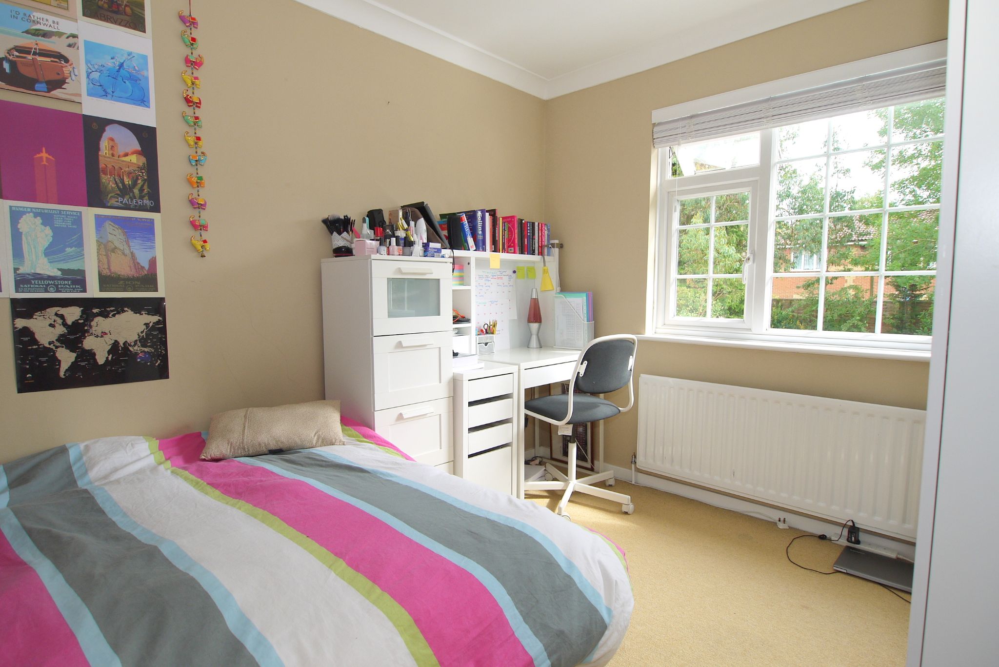 4 bedroom detached house Sold in Sevenoaks - Photograph 13