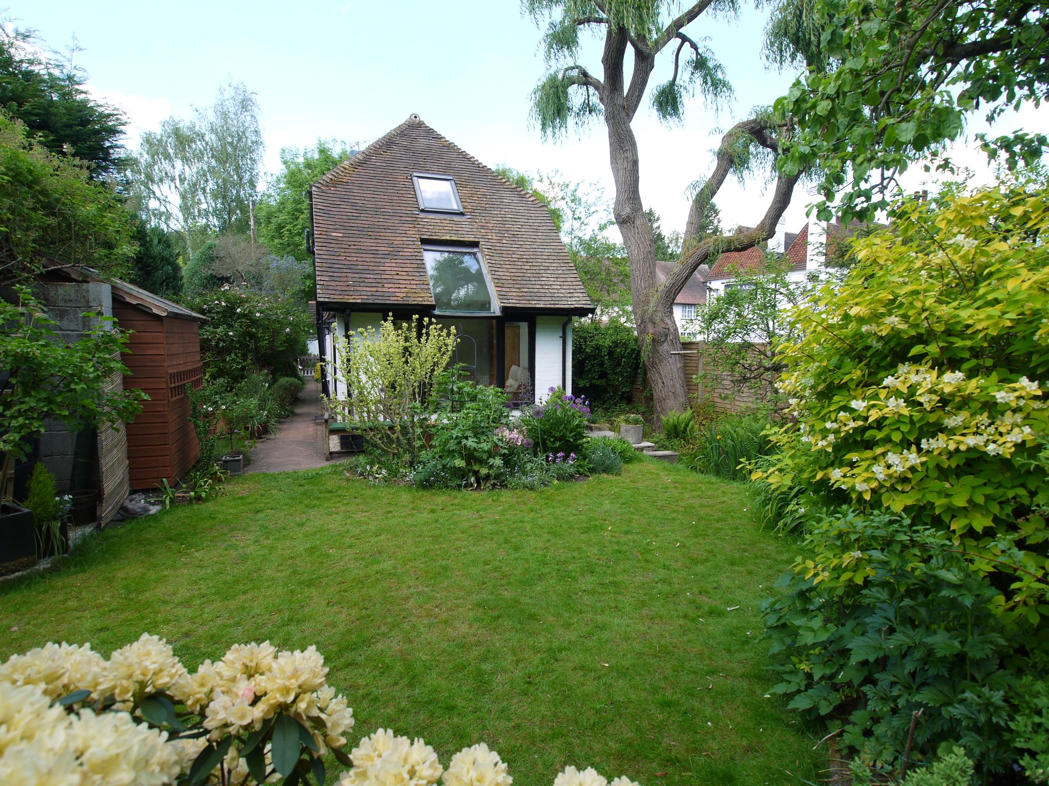 2 bedroom detached house Sold in Sevenoaks - Photograph 11