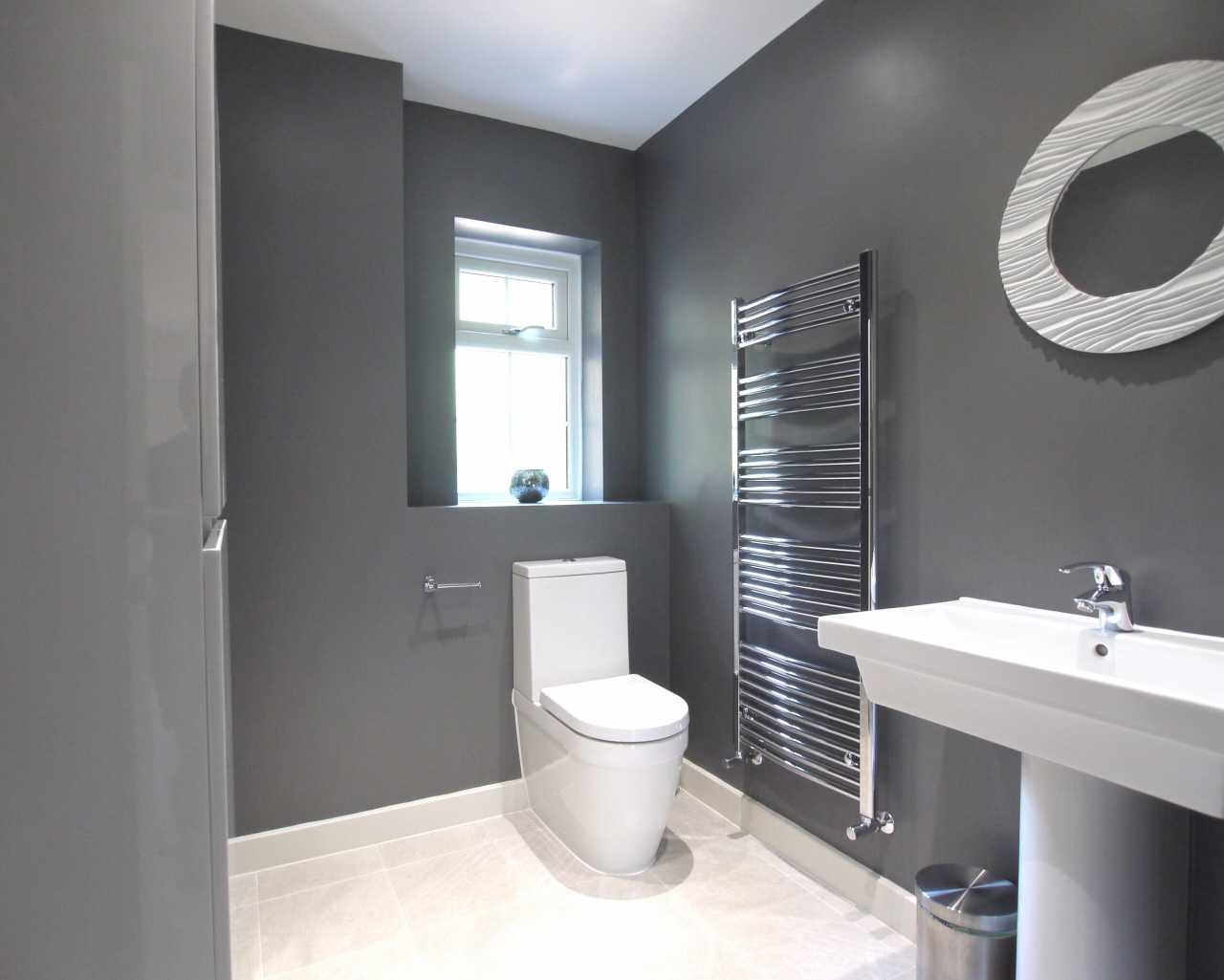 4 bedroom detached house Sold in Sevenoaks - Photograph 8