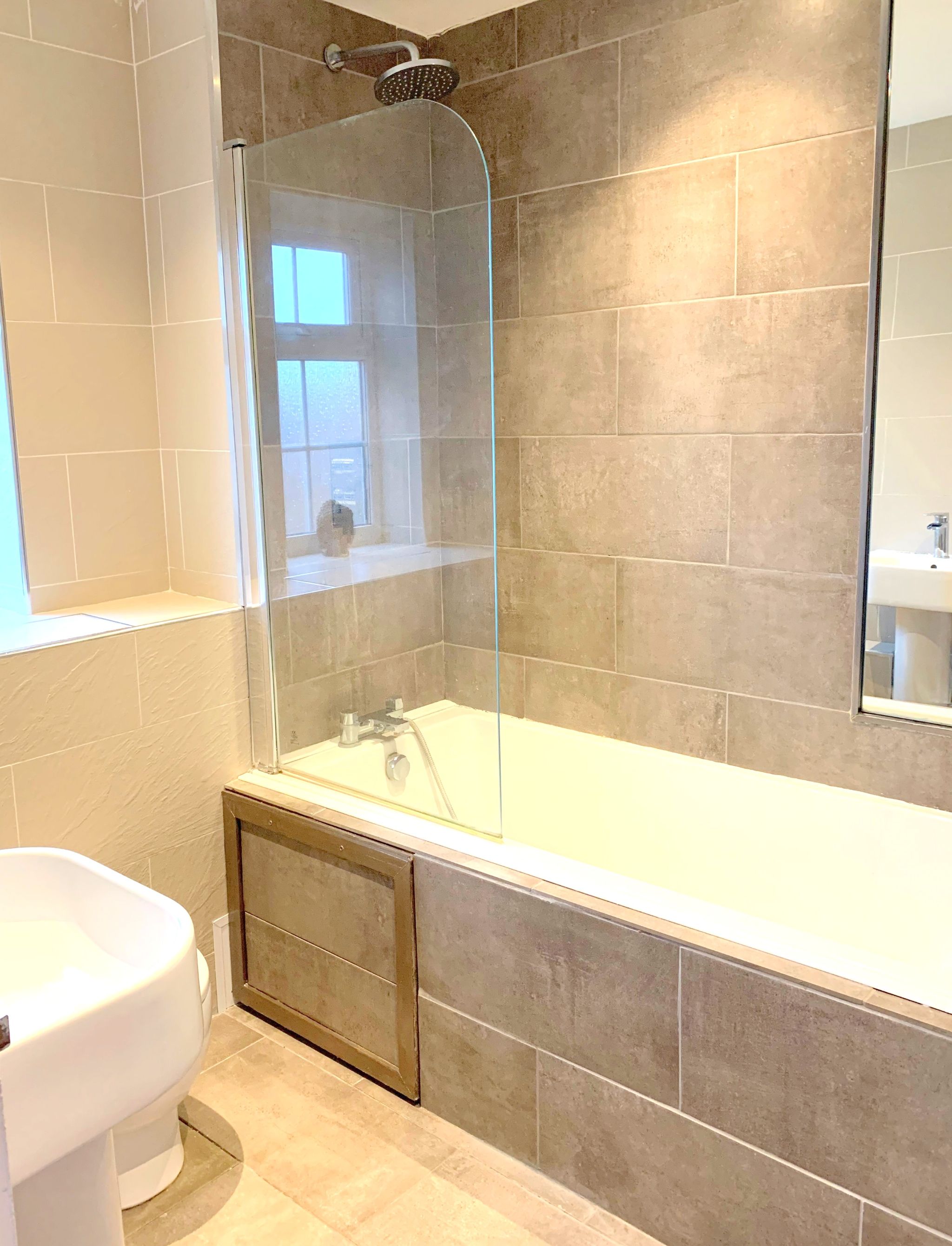 2 bedroom apartment Sold in Sevenoaks - Photograph 7