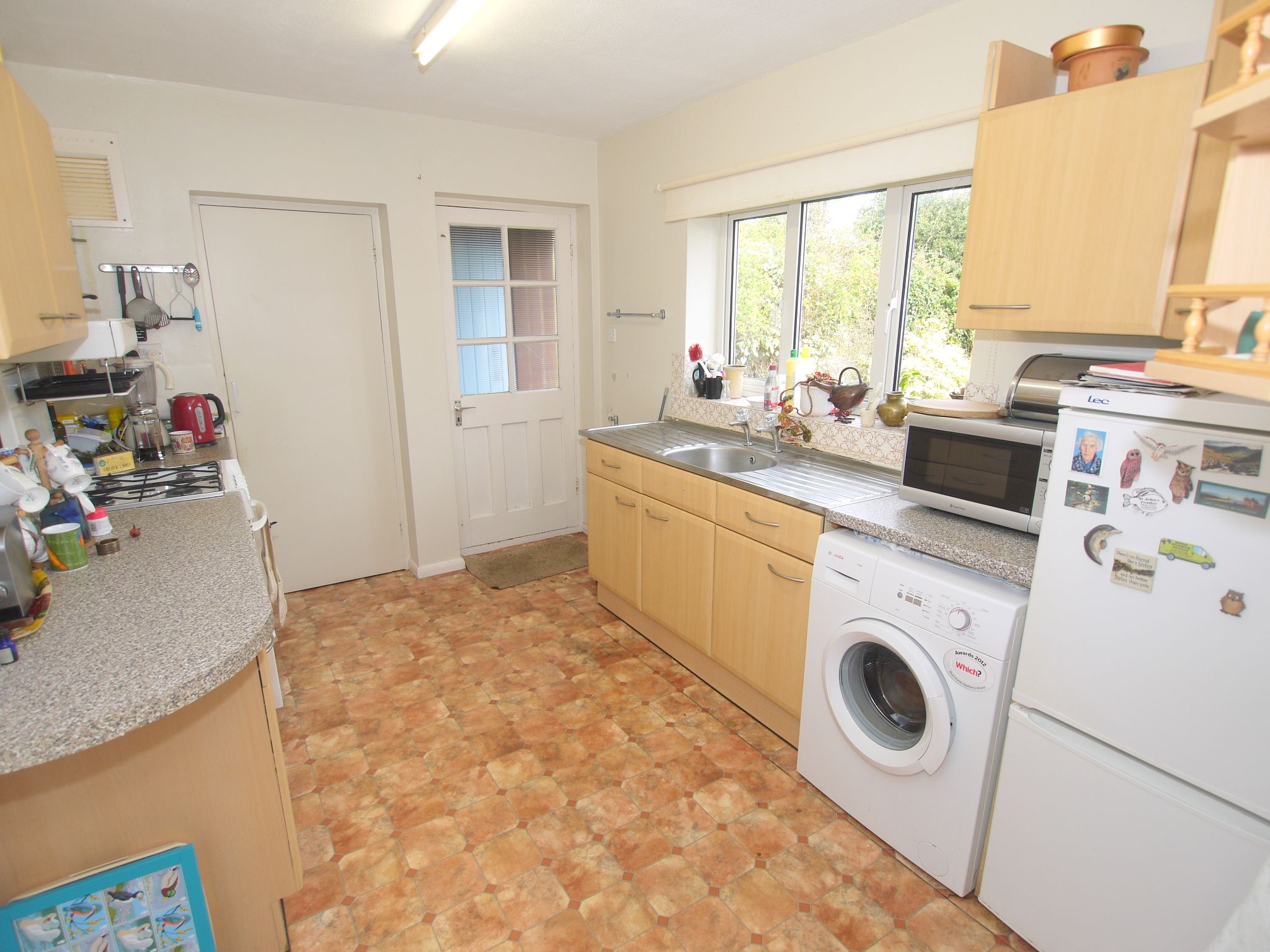 3 bedroom detached house Sold in Sevenoaks - Photograph 4