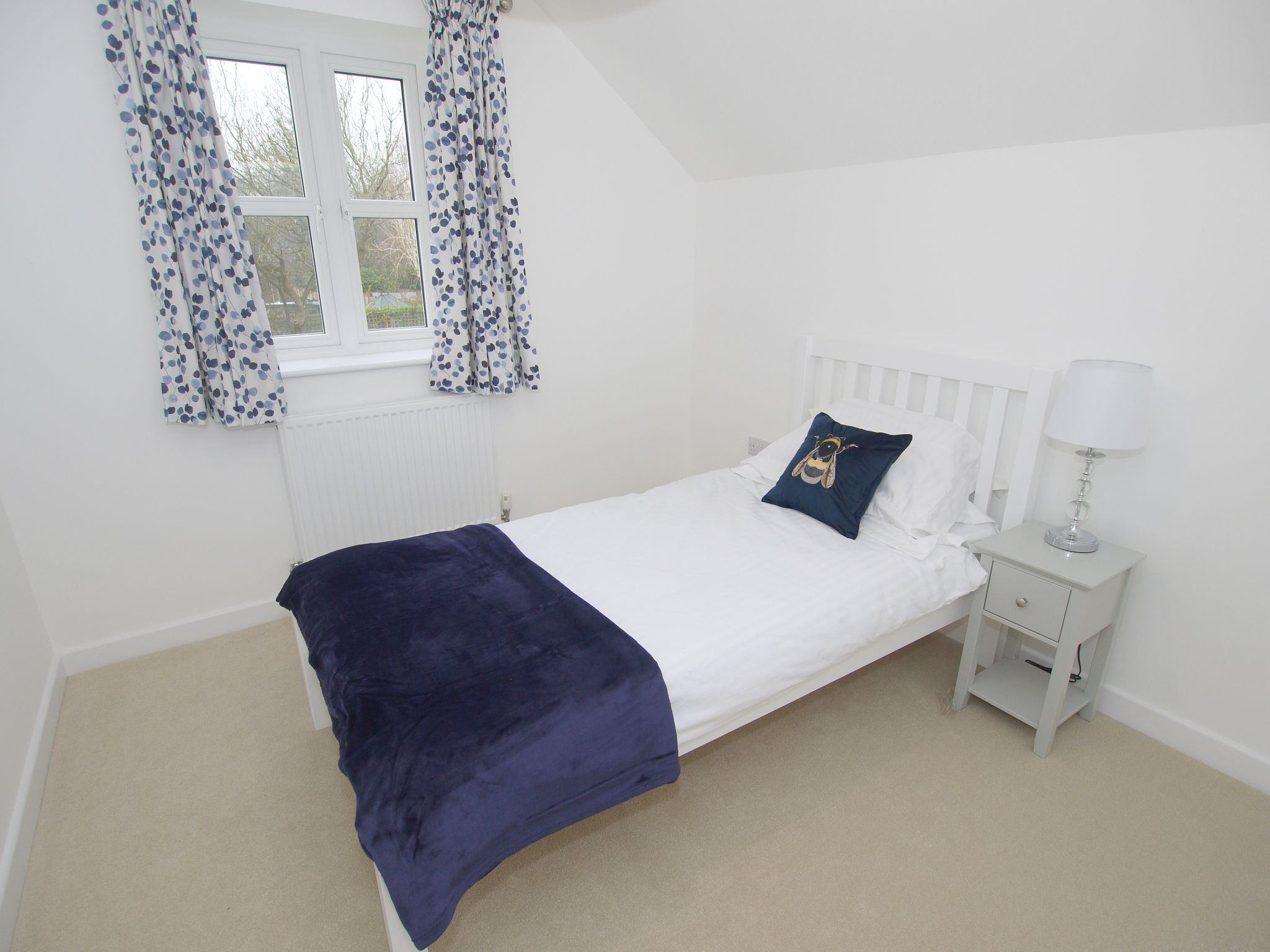 4 bedroom end terraced house Sold in Leigh - Photograph 7