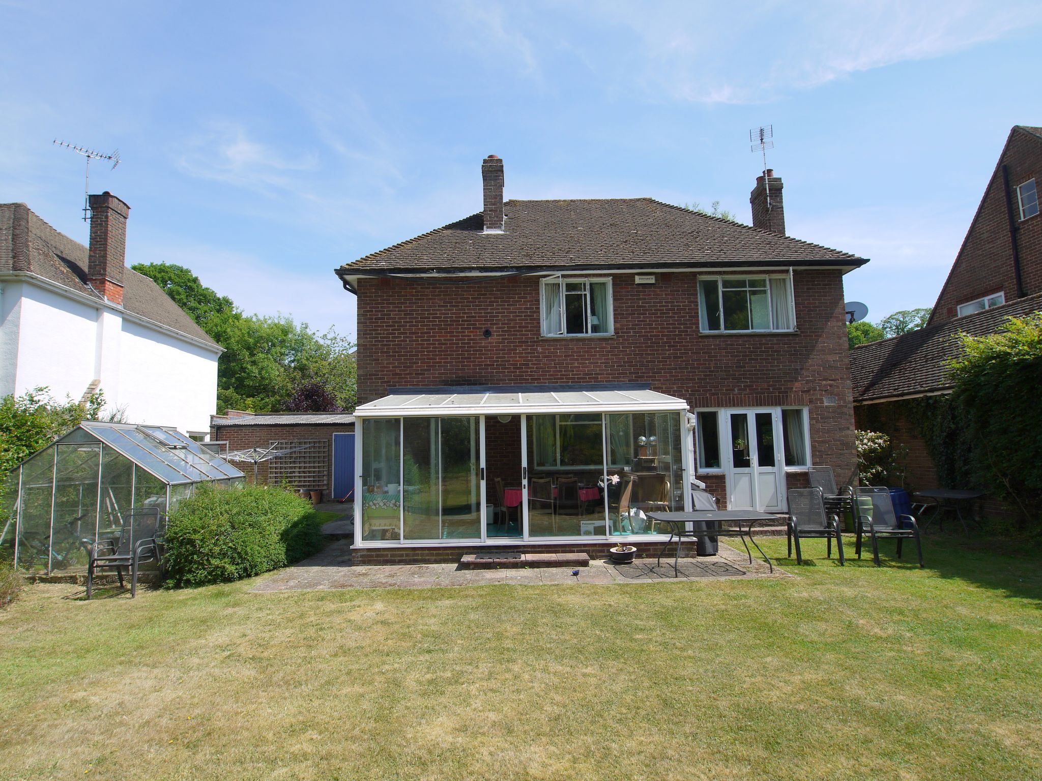 4 bedroom detached house Sold in Sevenoaks - Photograph 7