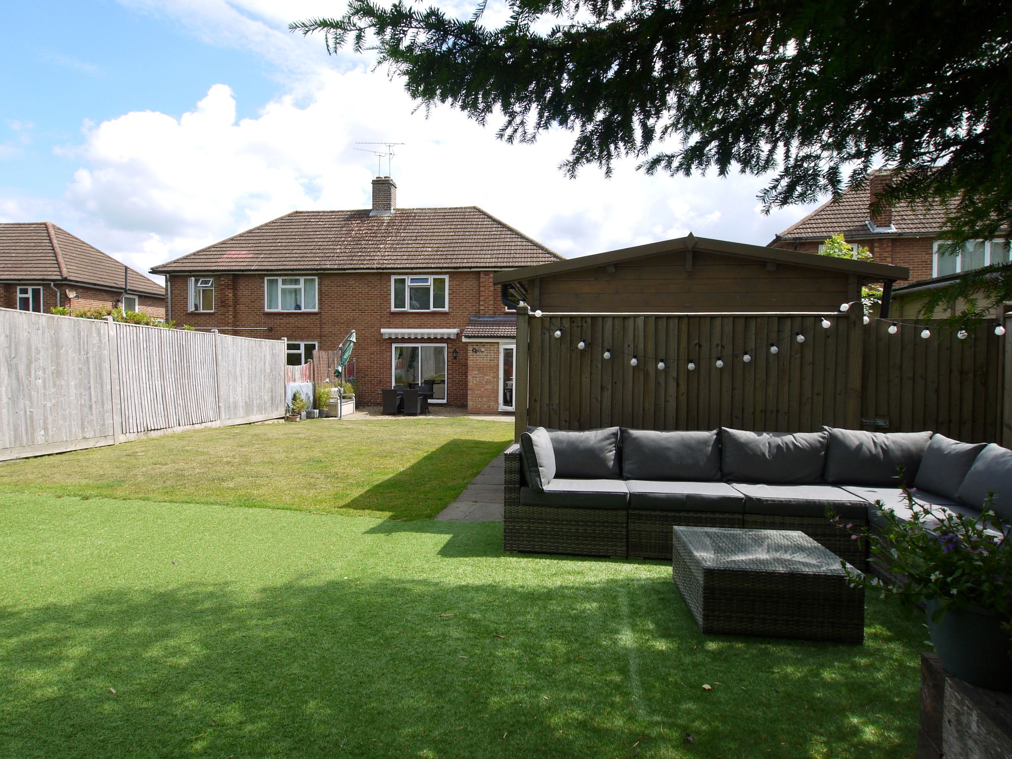 3 bedroom semi-detached house Sold in Sevenoaks - Photograph 14