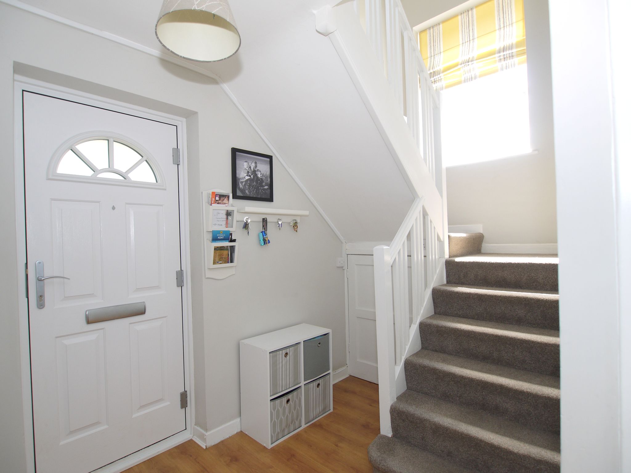 3 bedroom semi-detached house Sold in Sevenoaks - Photograph 7