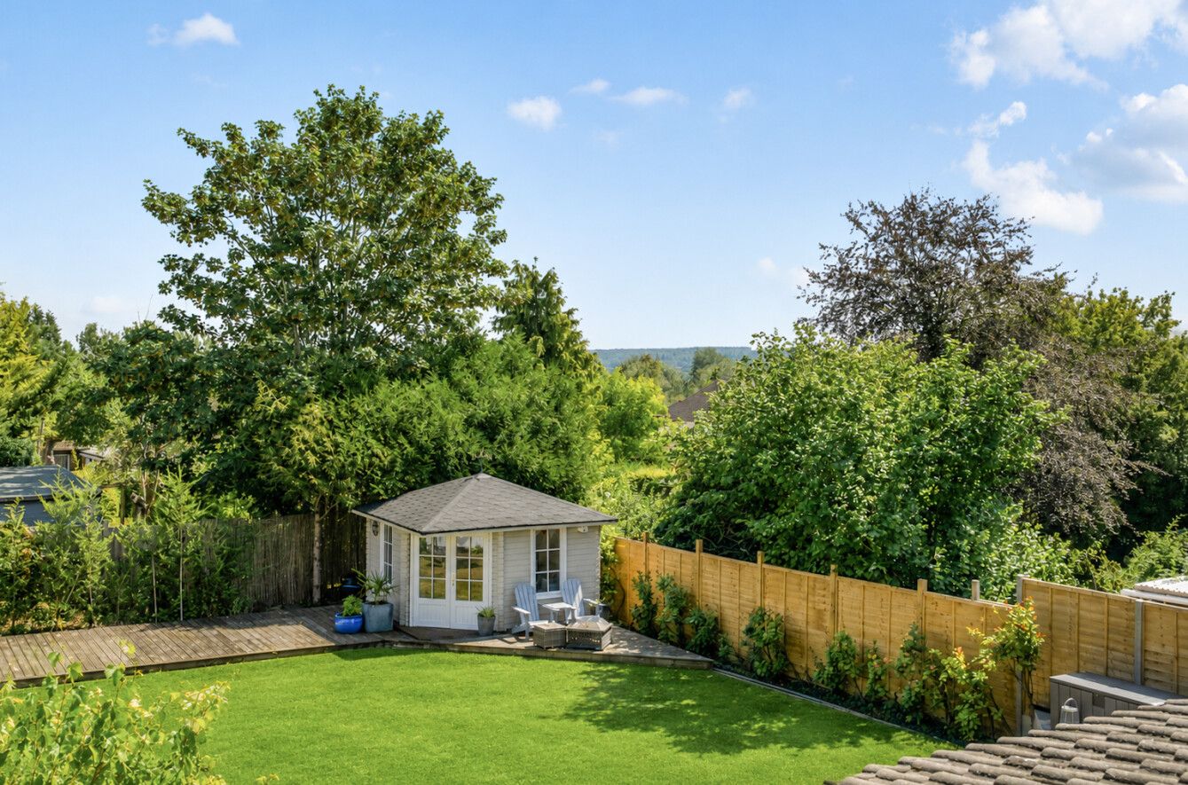 4 bedroom semi-detached house For Sale in Kemsing - Photograph 16