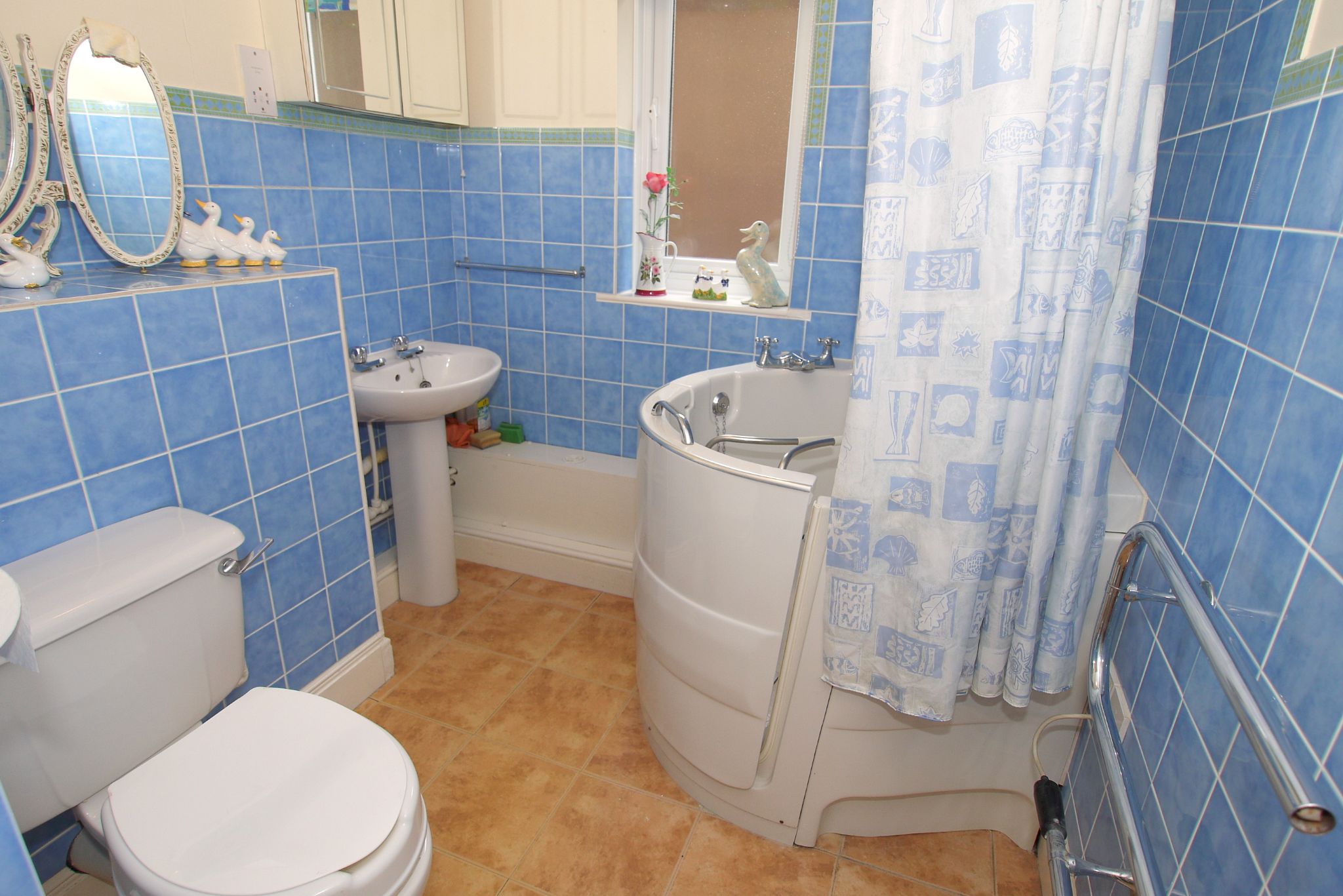 1 bedroom ground floor Sold in Sevenoaks - Photograph 7