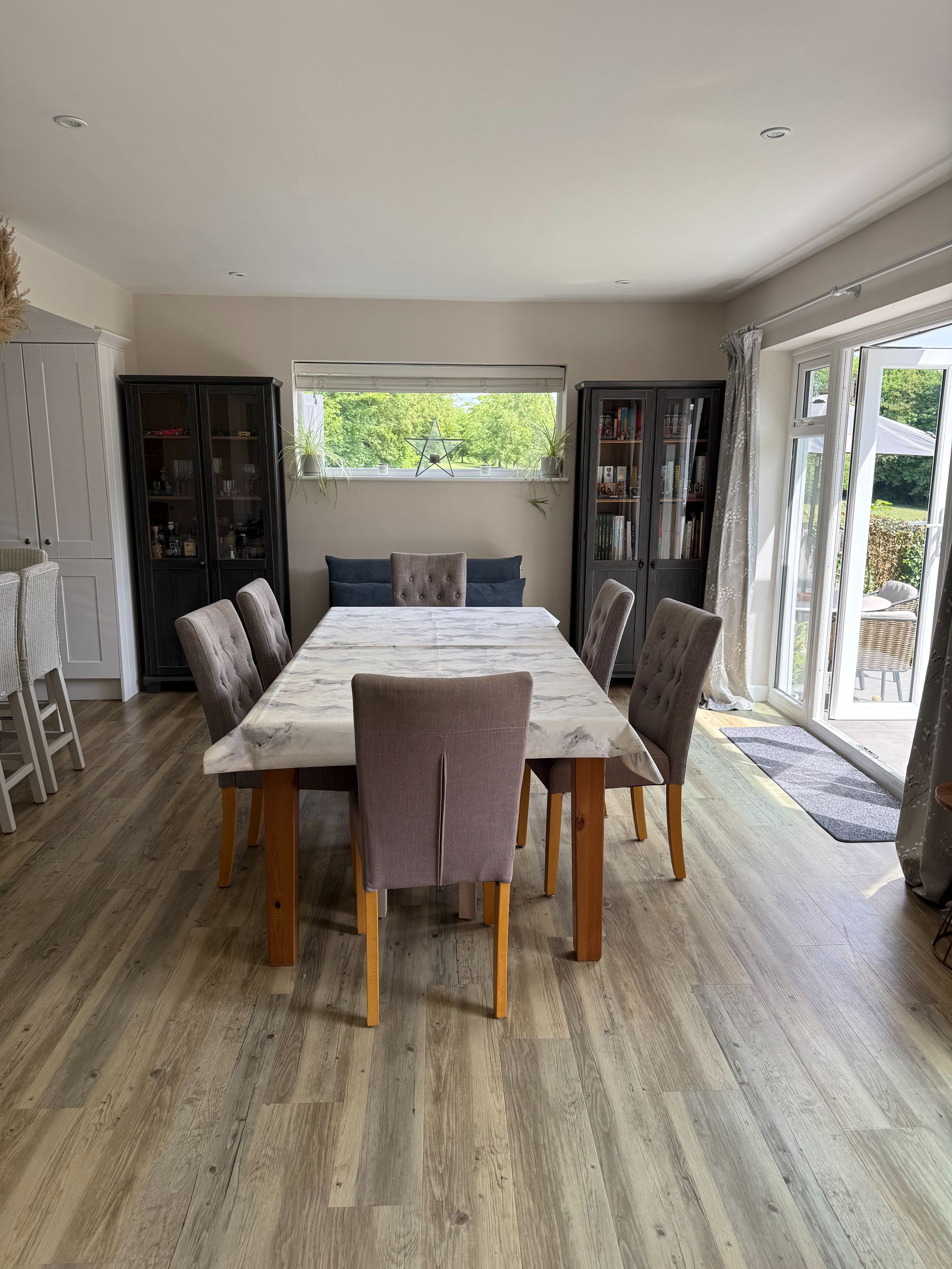 3 bedroom detached bungalow For Sale in Kemsing - Photograph 5