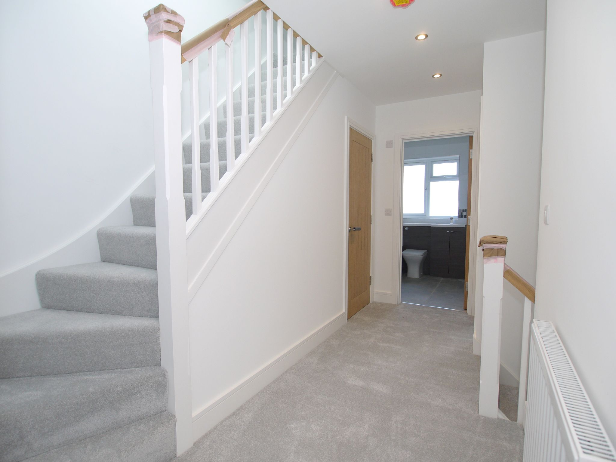 2 bedroom end terraced house Sold in Sevenoaks - Photograph 12