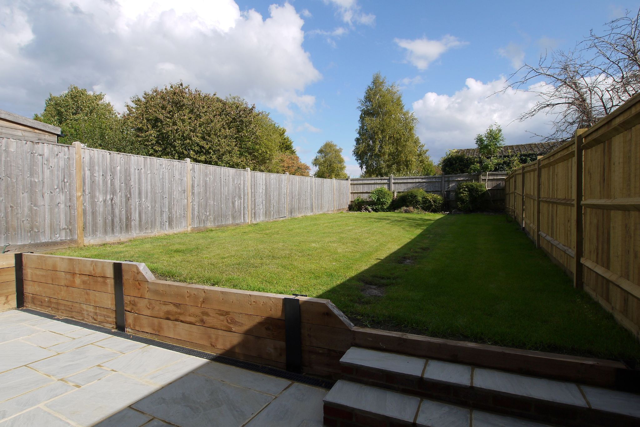 2 bedroom end terraced house Sold in Sevenoaks - Photograph 14
