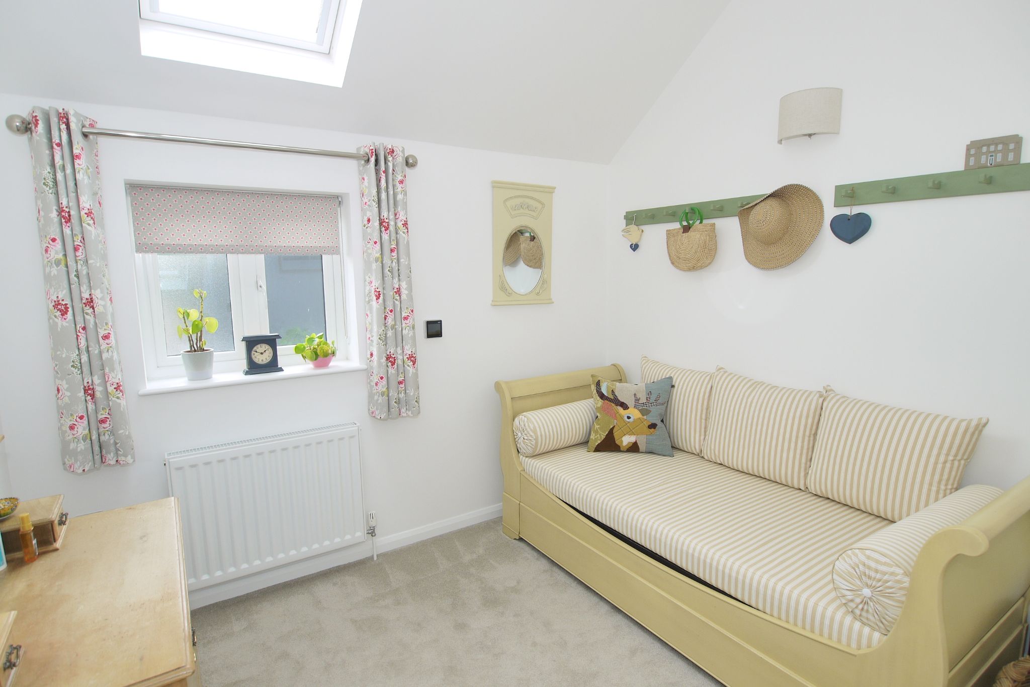 3 bedroom detached house Sold in Sevenoaks - Photograph 13