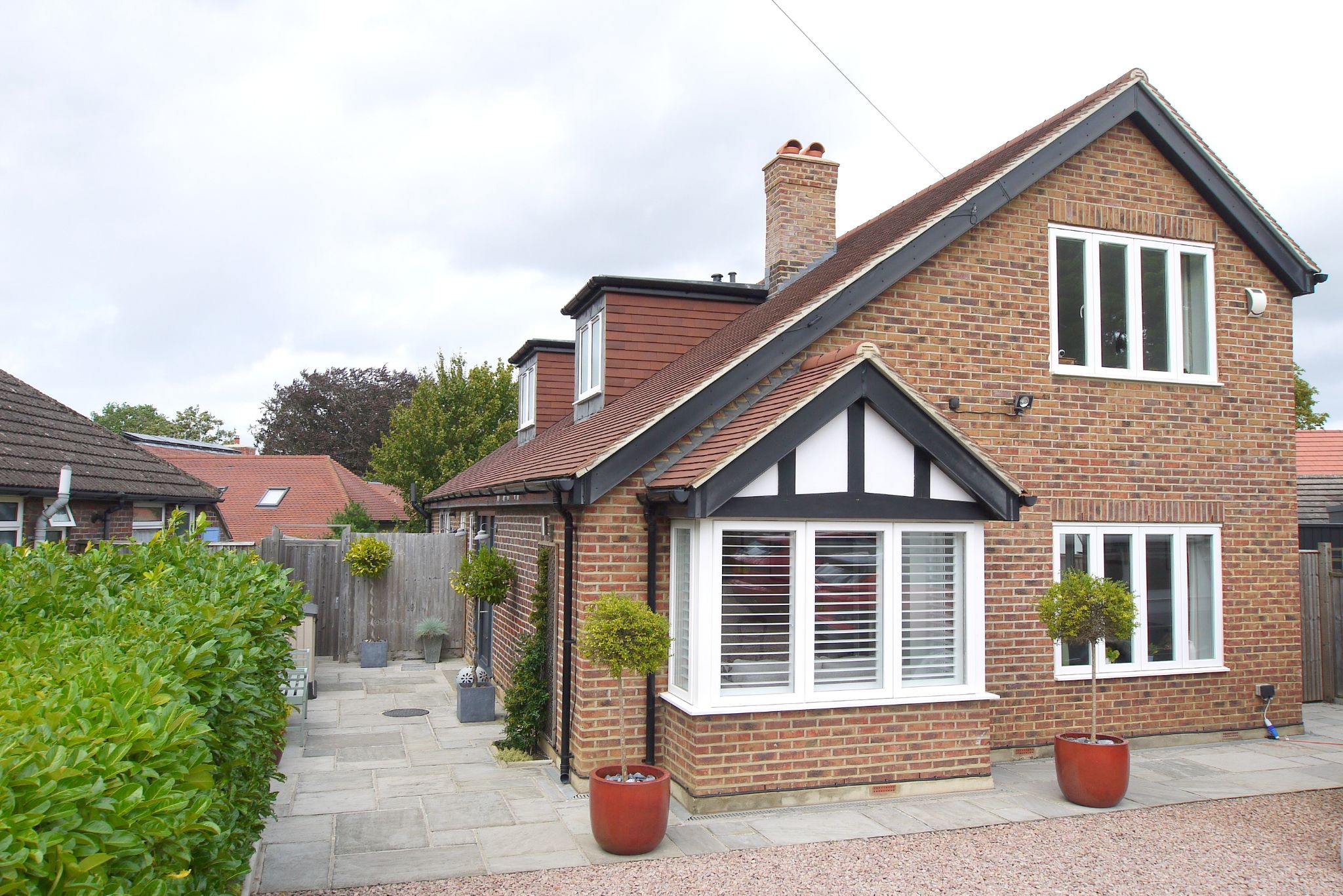 3 bedroom detached house Sold in Sevenoaks - Photograph 1